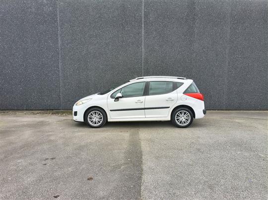 Peugeot 207 SW 1,6 HDI Comfort Plus 90HK Stc