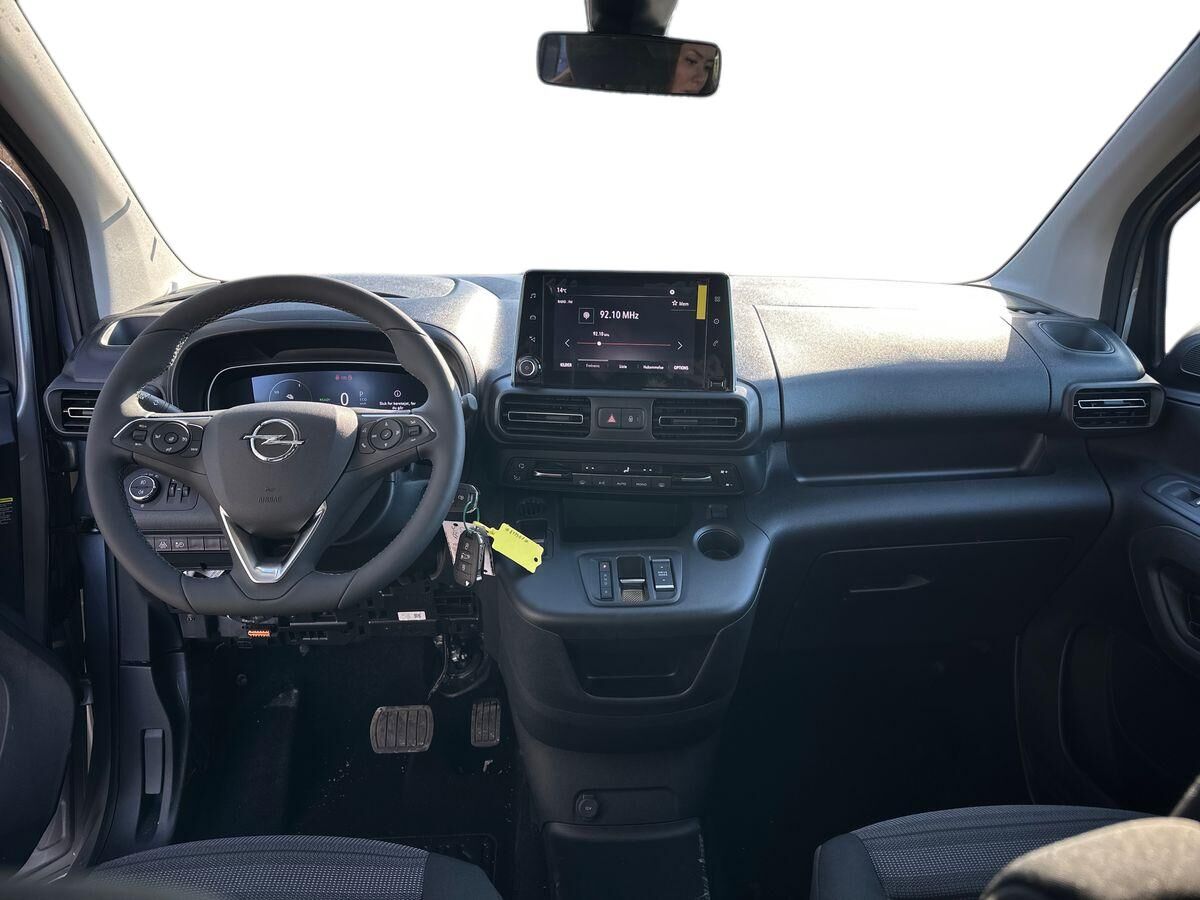 Billede af Opel Combo-e Life L1 EL Ultimate 136HK Aut.