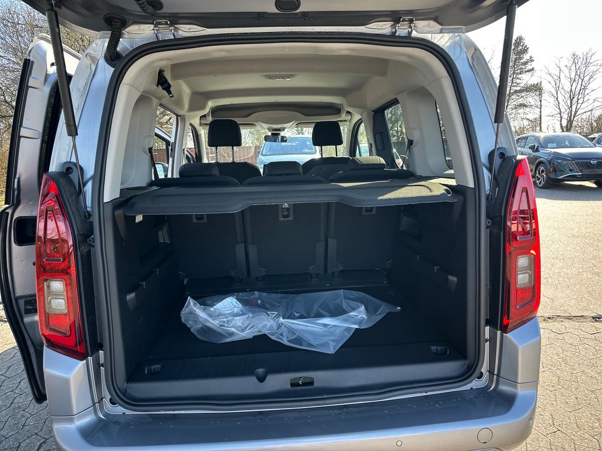 Billede af Opel Combo-e Life L1 EL Ultimate 136HK Aut.