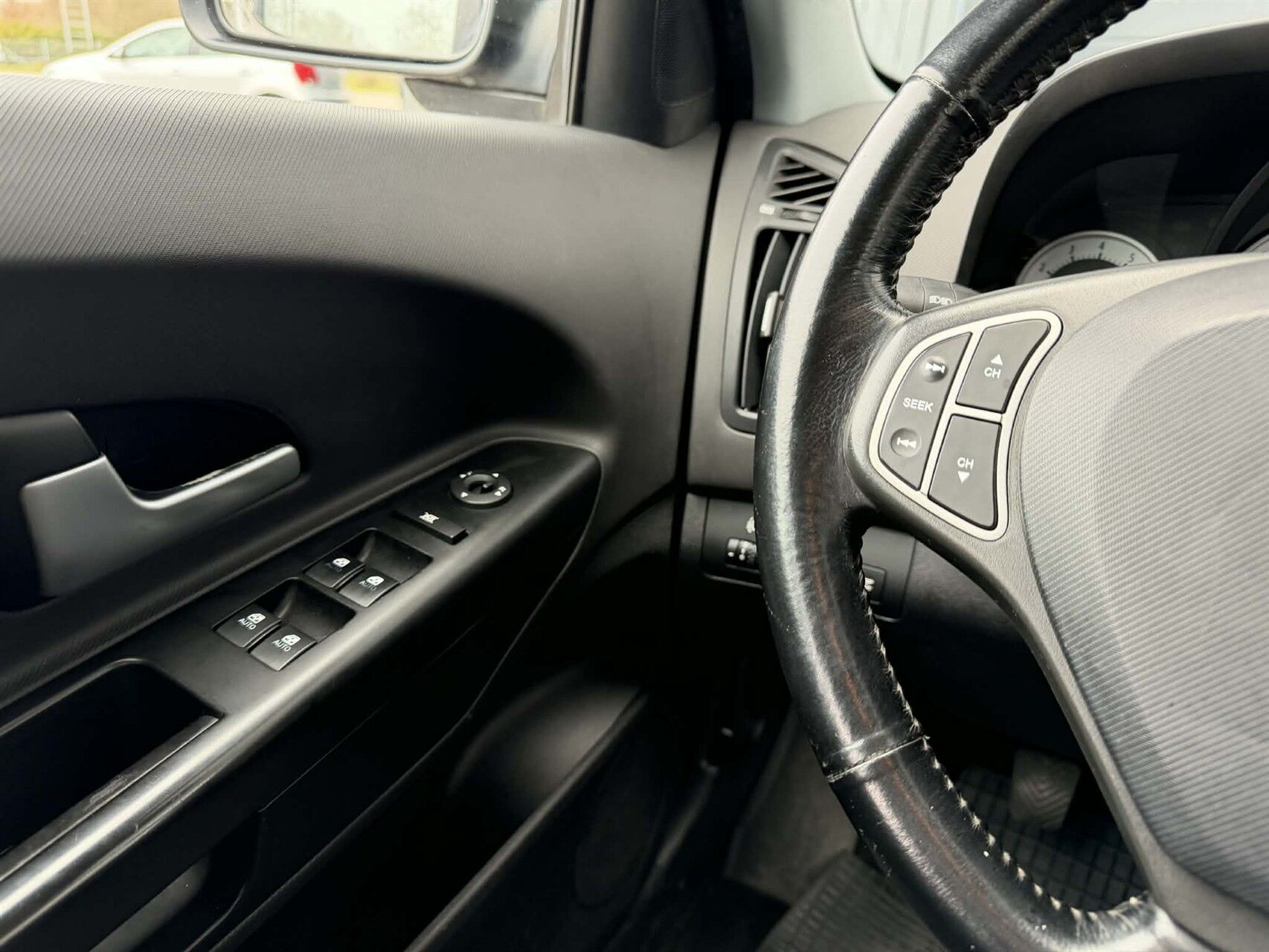 Billede af Kia Ceed 1,4 CVVT Exclusive 109HK 5d