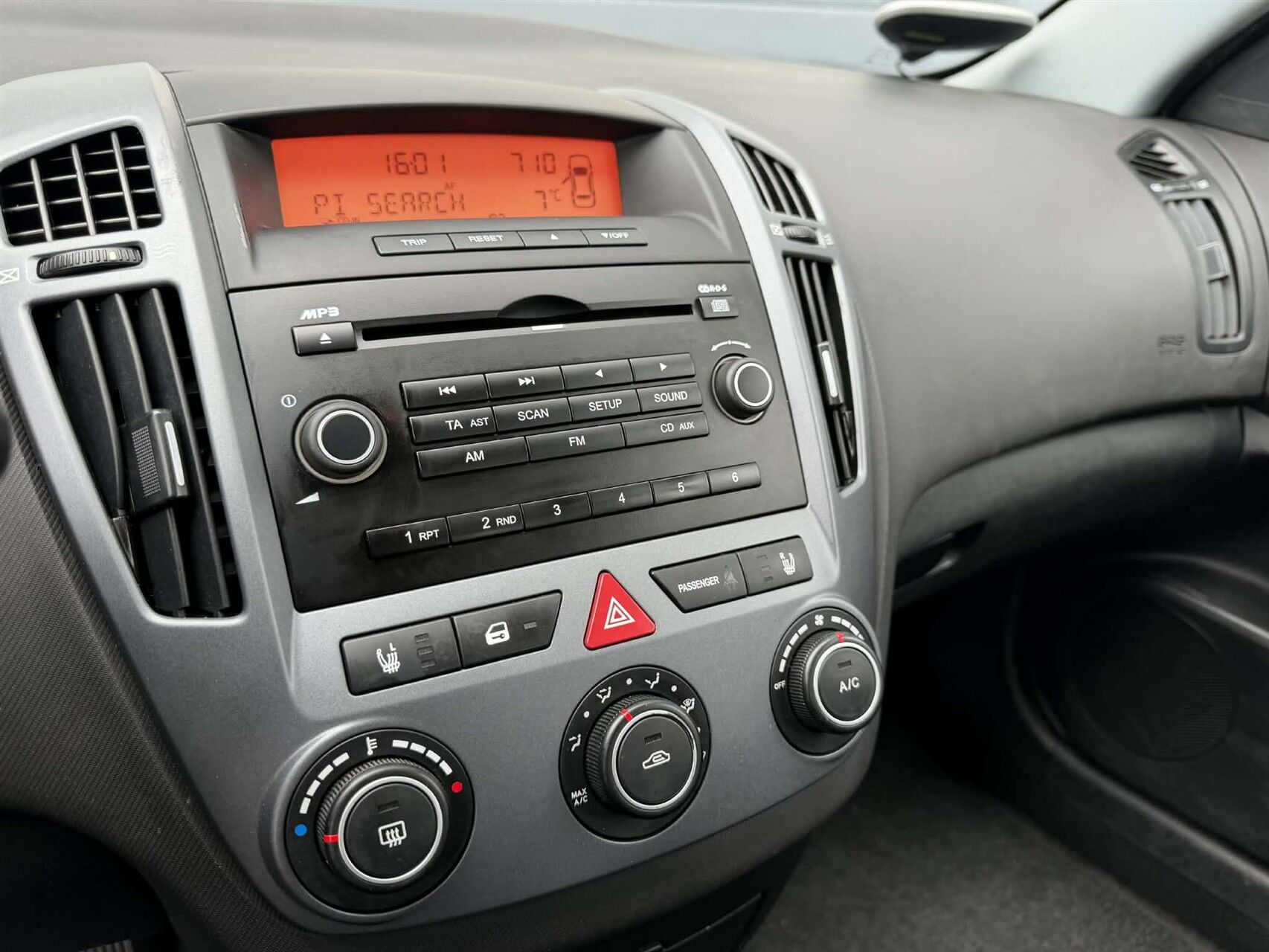 Billede af Kia Ceed 1,4 CVVT Exclusive 109HK 5d