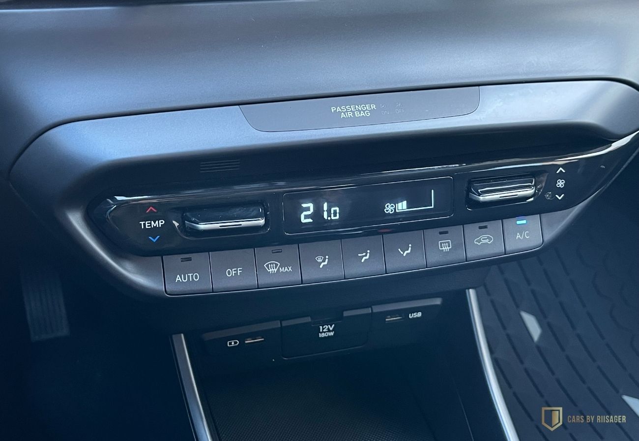 Billede af Hyundai i20 1,0 T-GDI Essential Komfort DCT 100HK 5d 7g Aut.