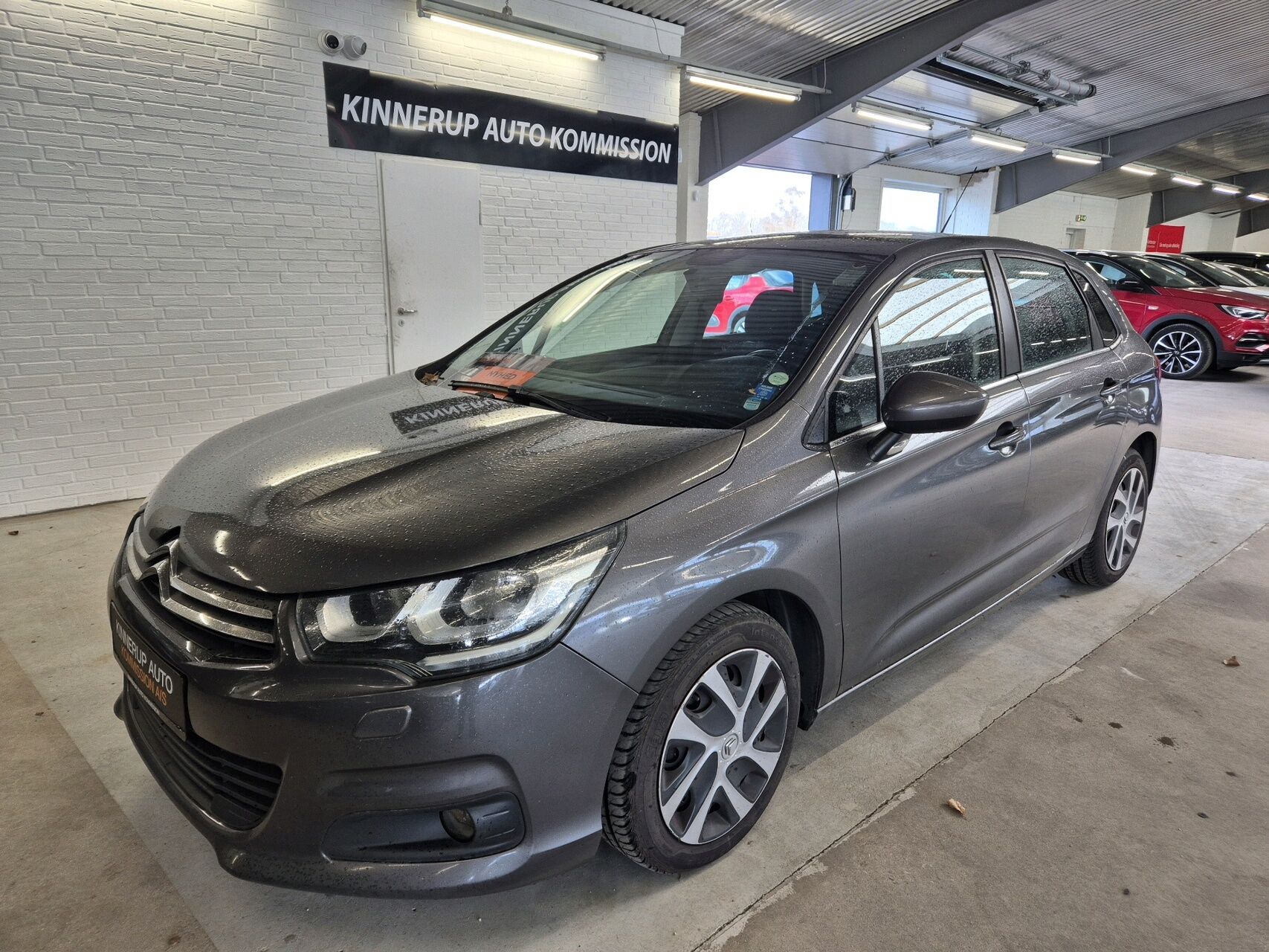 Billede af Citroën C4 1,6 Blue HDi Iconic EAT6 start/stop 120HK 5d 6g Aut.