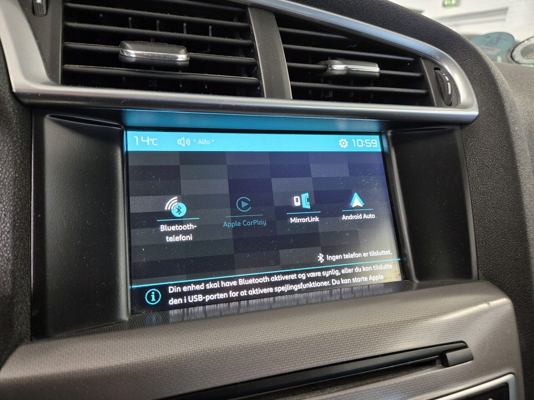 Billede af Citroën C4 1,6 Blue HDi Millesime start/stop 120HK 5d 6g