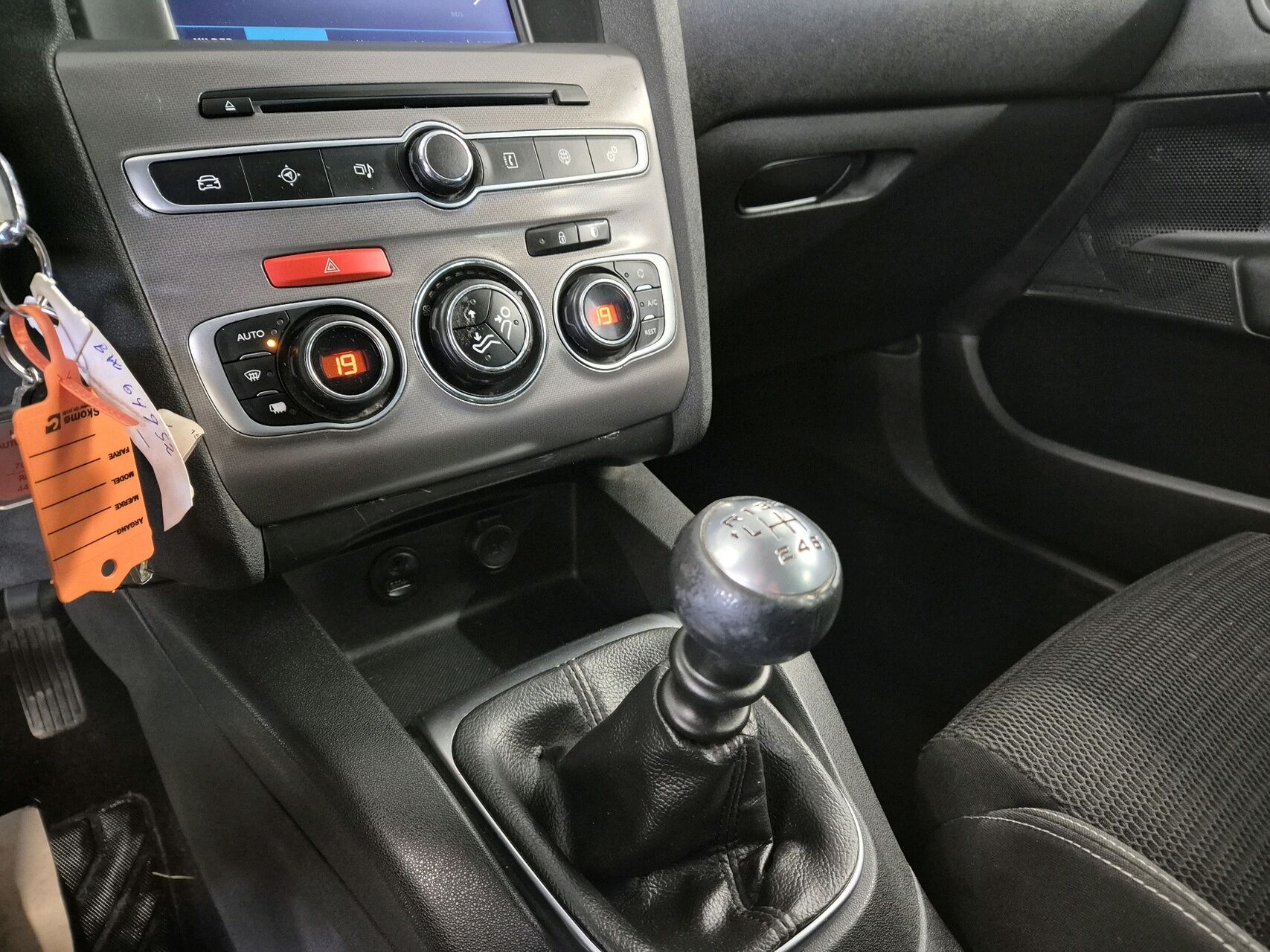 Billede af Citroën C4 1,6 Blue HDi Millesime start/stop 120HK 5d 6g