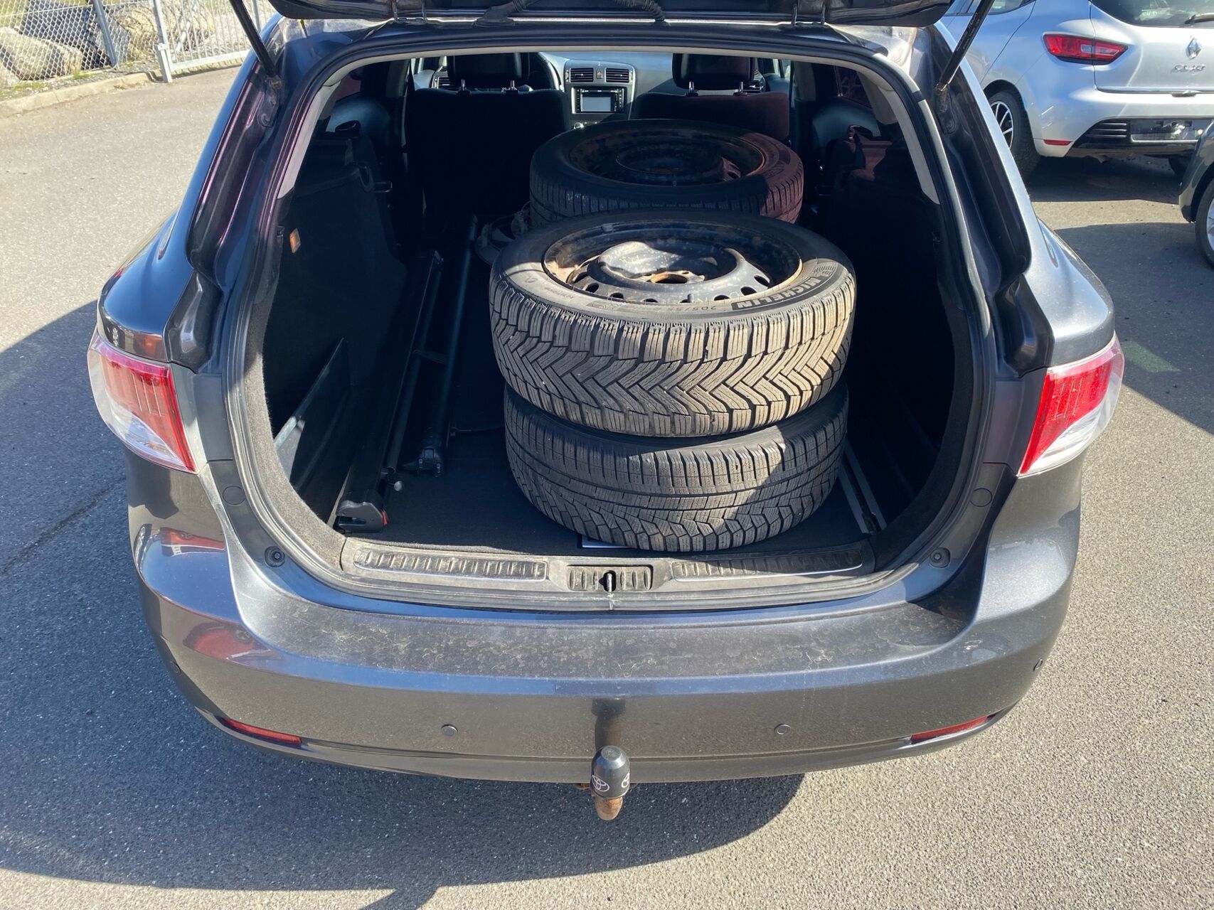 Billede af Toyota Avensis 2,0 VVT-I T2 152HK Stc 6g