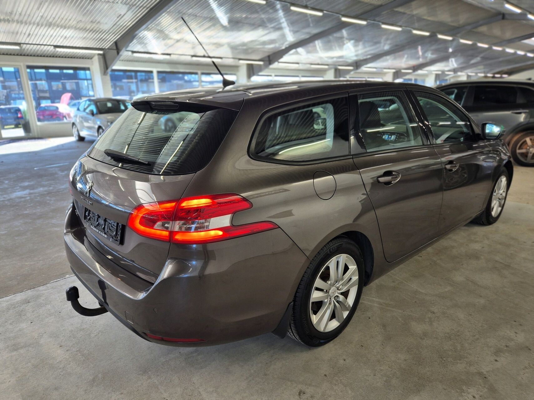 Billede af Peugeot 308 SW 1,2 e-THP Active 130HK Stc 6g