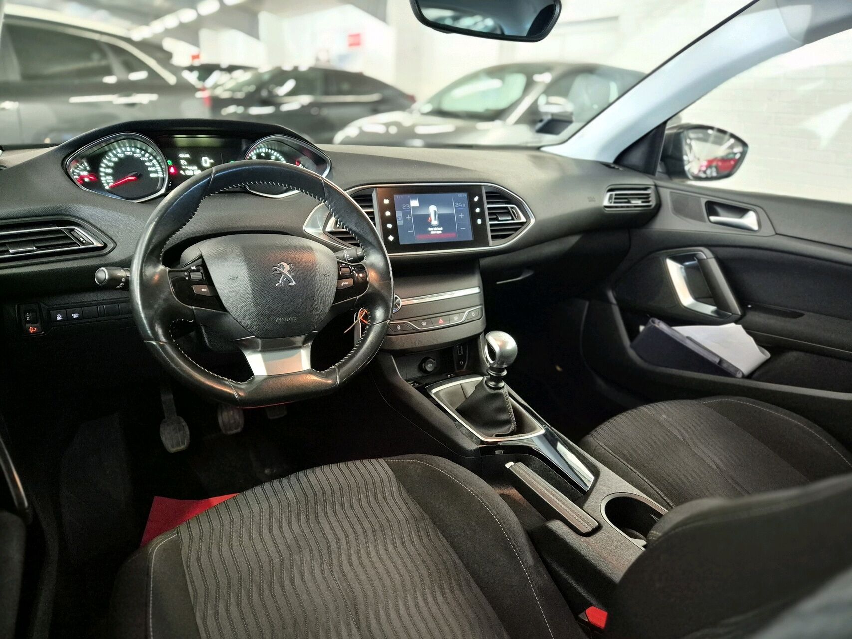 Billede af Peugeot 308 SW 1,2 e-THP Active 130HK Stc 6g