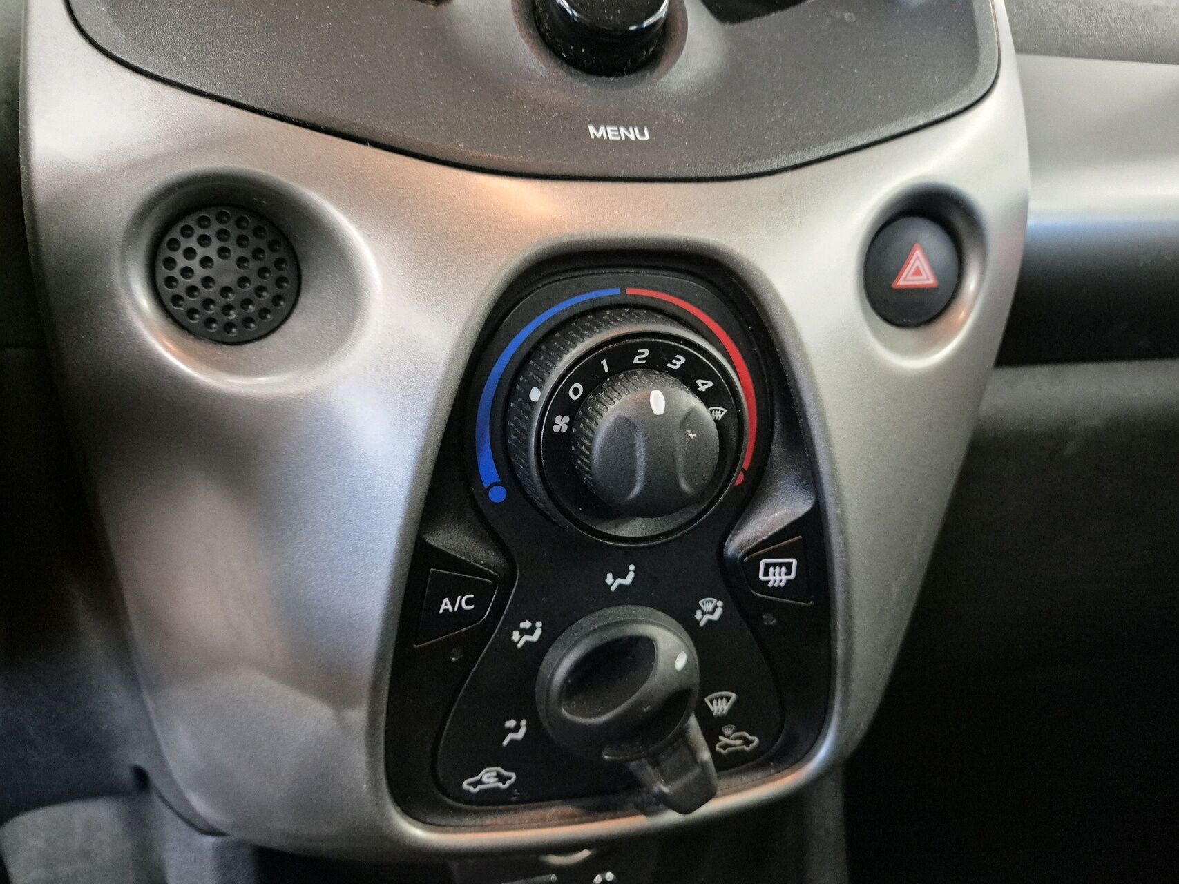 Billede af Citroën C1 1,0 VTi Scoop start/stop 68HK 5d