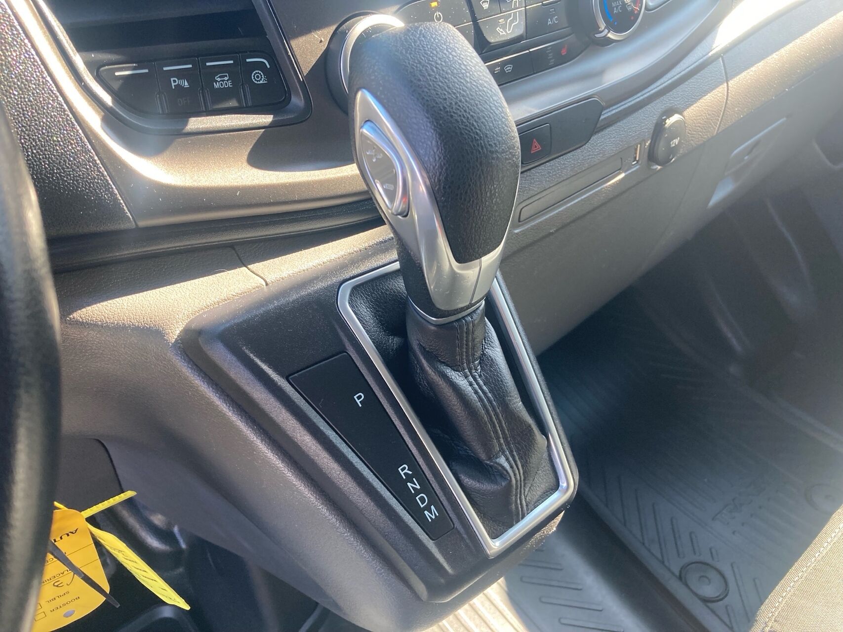 Billede af Ford Transit Custom 300 L2H1 2,0 TDCi Trend 130HK Van 6g Aut.