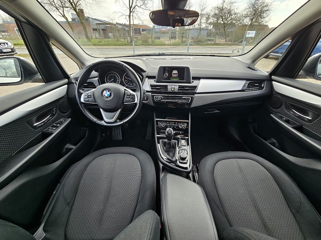 Billede af BMW 218d Active Tourer 2,0 D Advantage 150HK Stc 6g