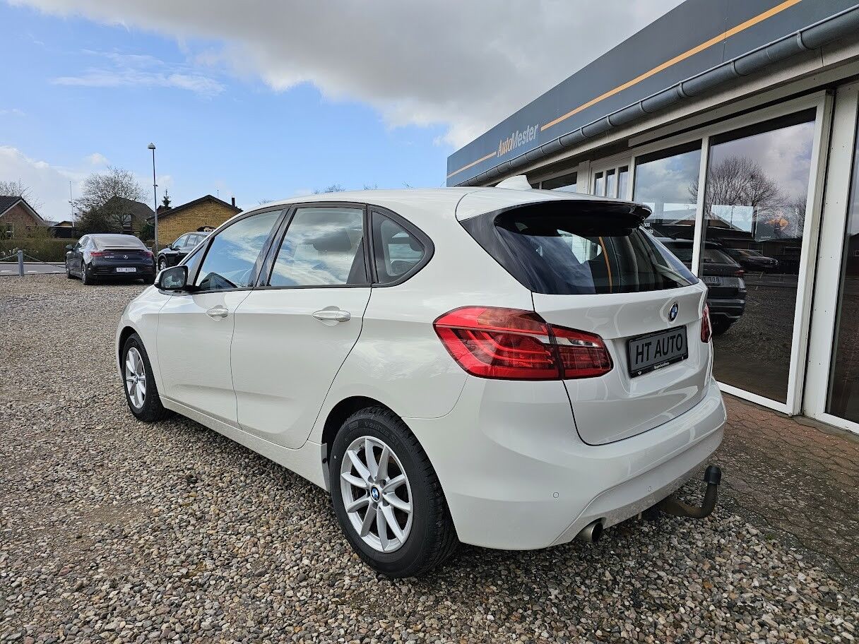 Billede af BMW 218d Active Tourer 2,0 D Advantage 150HK Stc 6g