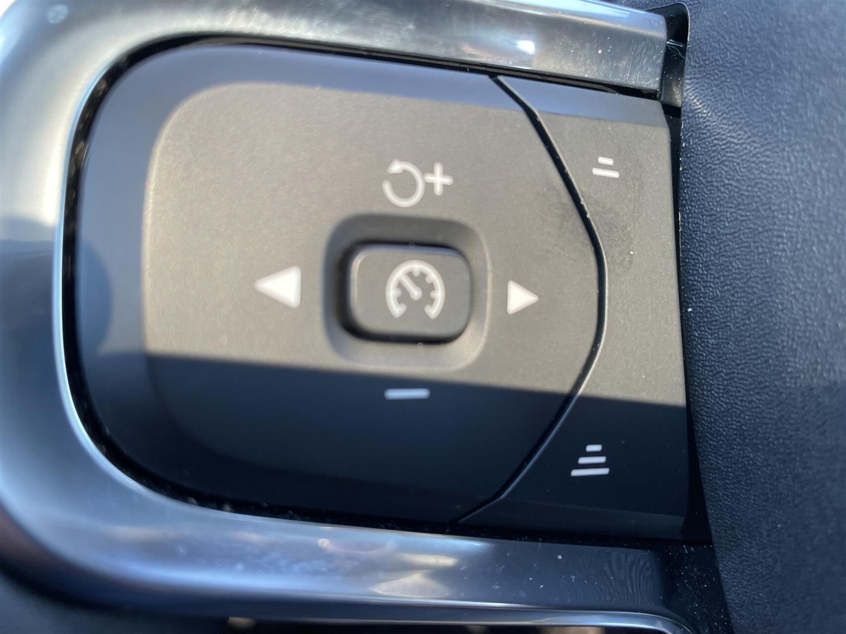 Billede af Volvo C40 P6 Recharge Core 231HK 4d Aut.