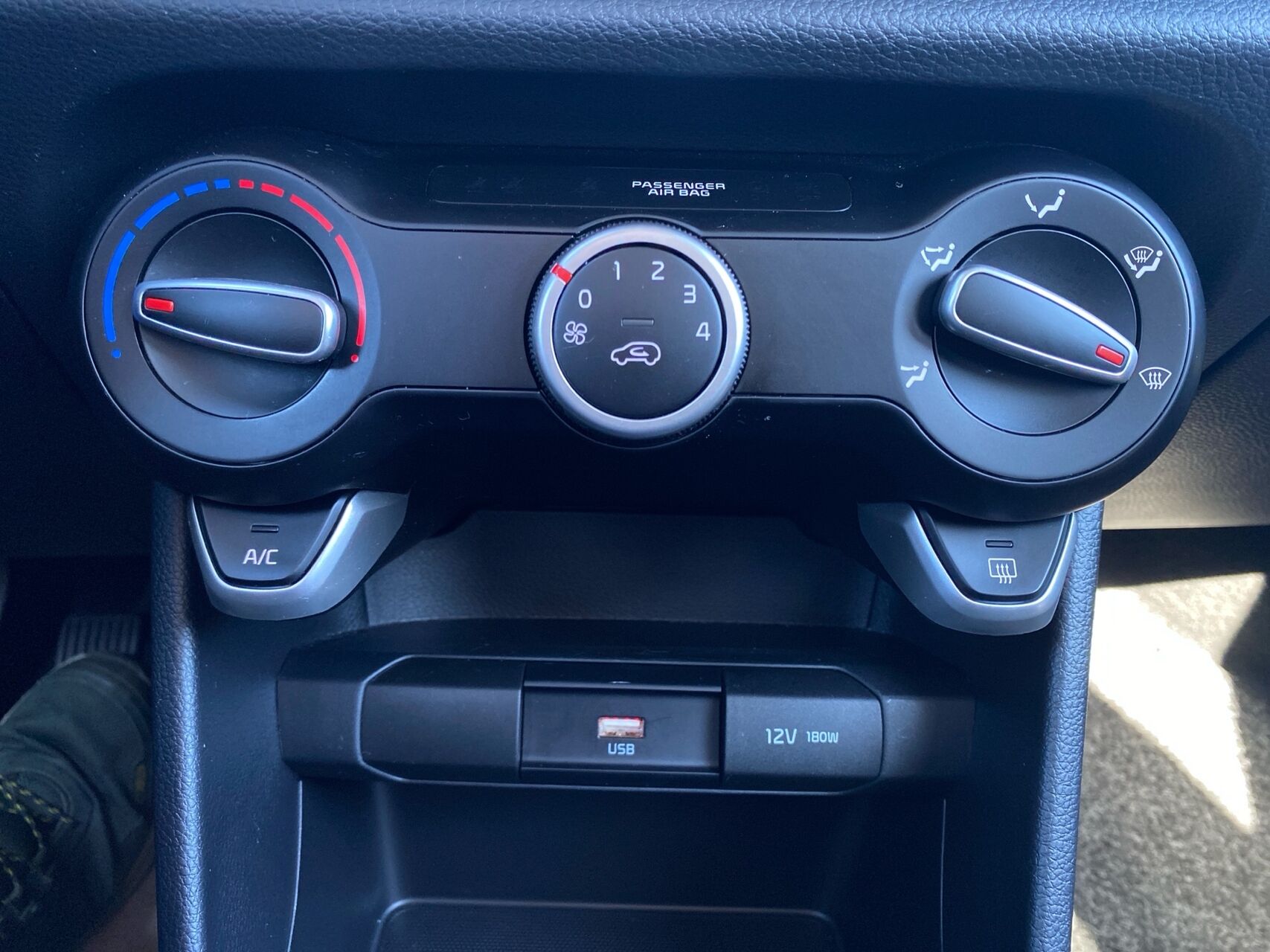 Billede af Kia Picanto 1,0 MPI Prestige m/Upgrade 67HK 5d