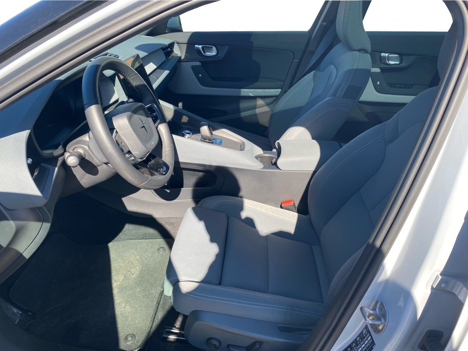 Billede af Polestar 2 EL Long Range Plus AWD 408HK 5d Aut.