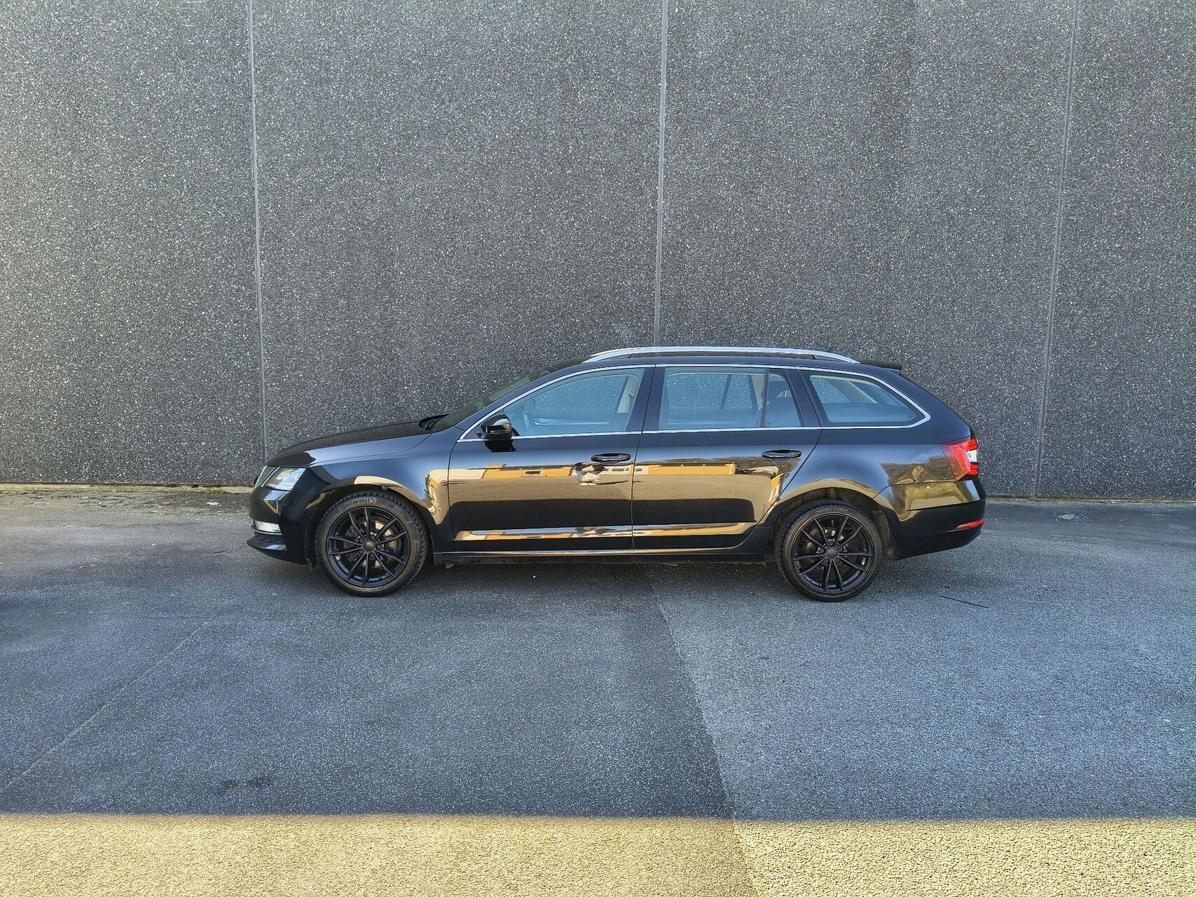 Billede af Skoda Octavia Combi 2,0 TDI Business Line+ DSG 150HK Stc 7g Aut.