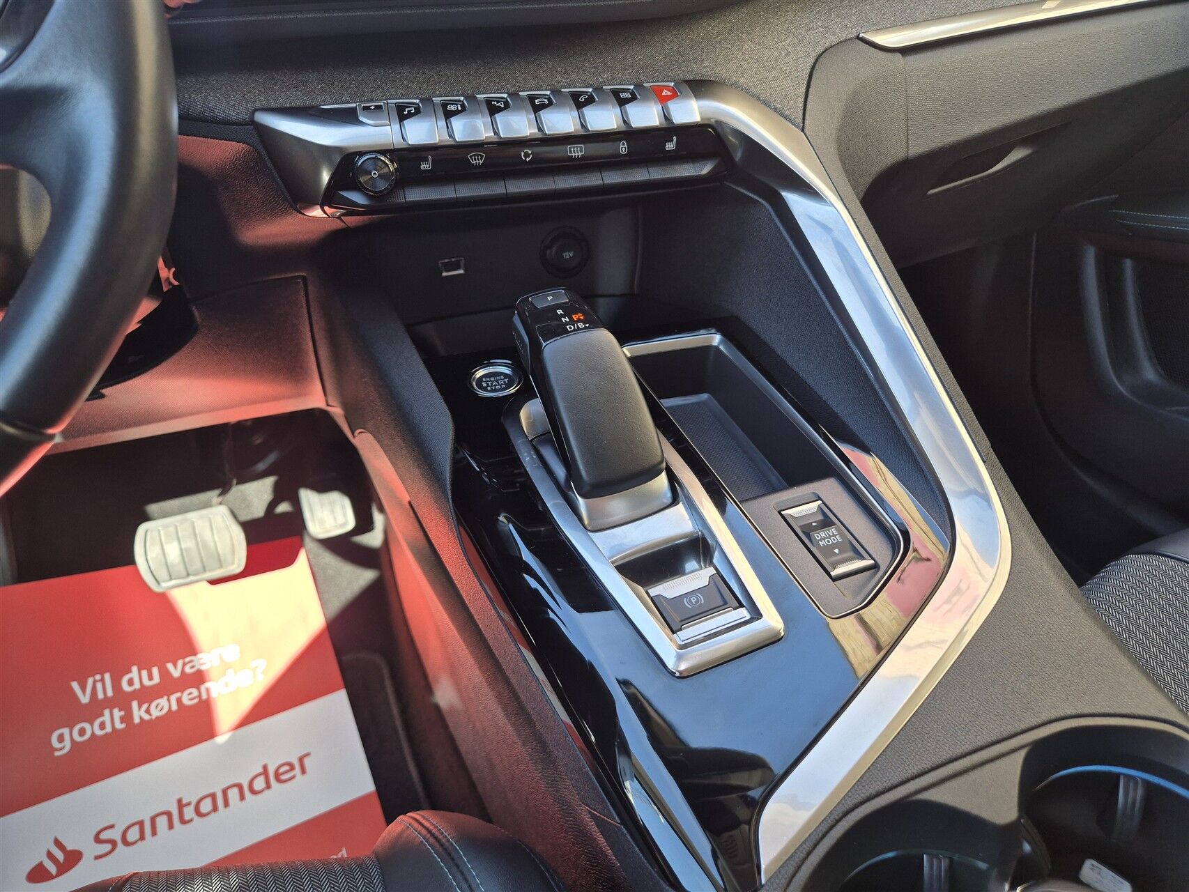 Billede af Peugeot 3008 1,6 PureTech  Plugin-hybrid First Selection EAT8 225HK 5d 8g Aut.