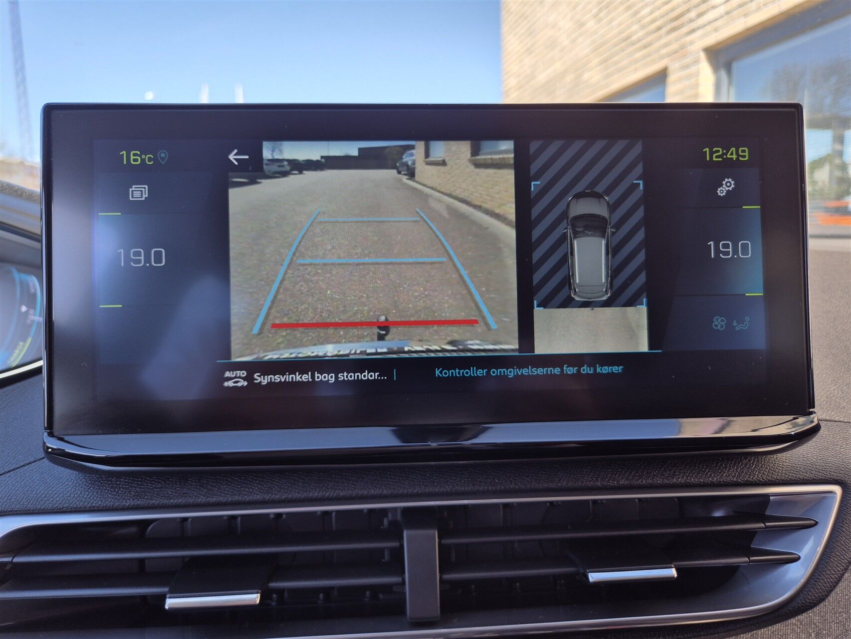 Billede af Peugeot 3008 1,6 PureTech  Plugin-hybrid First Selection EAT8 225HK 5d 8g Aut.