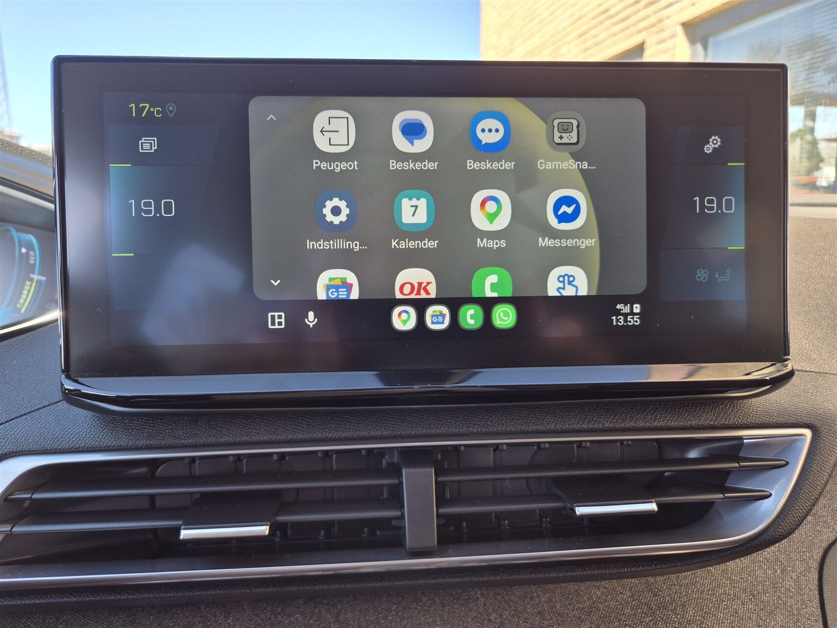 Billede af Peugeot 3008 1,6 PureTech  Plugin-hybrid First Selection EAT8 225HK 5d 8g Aut.