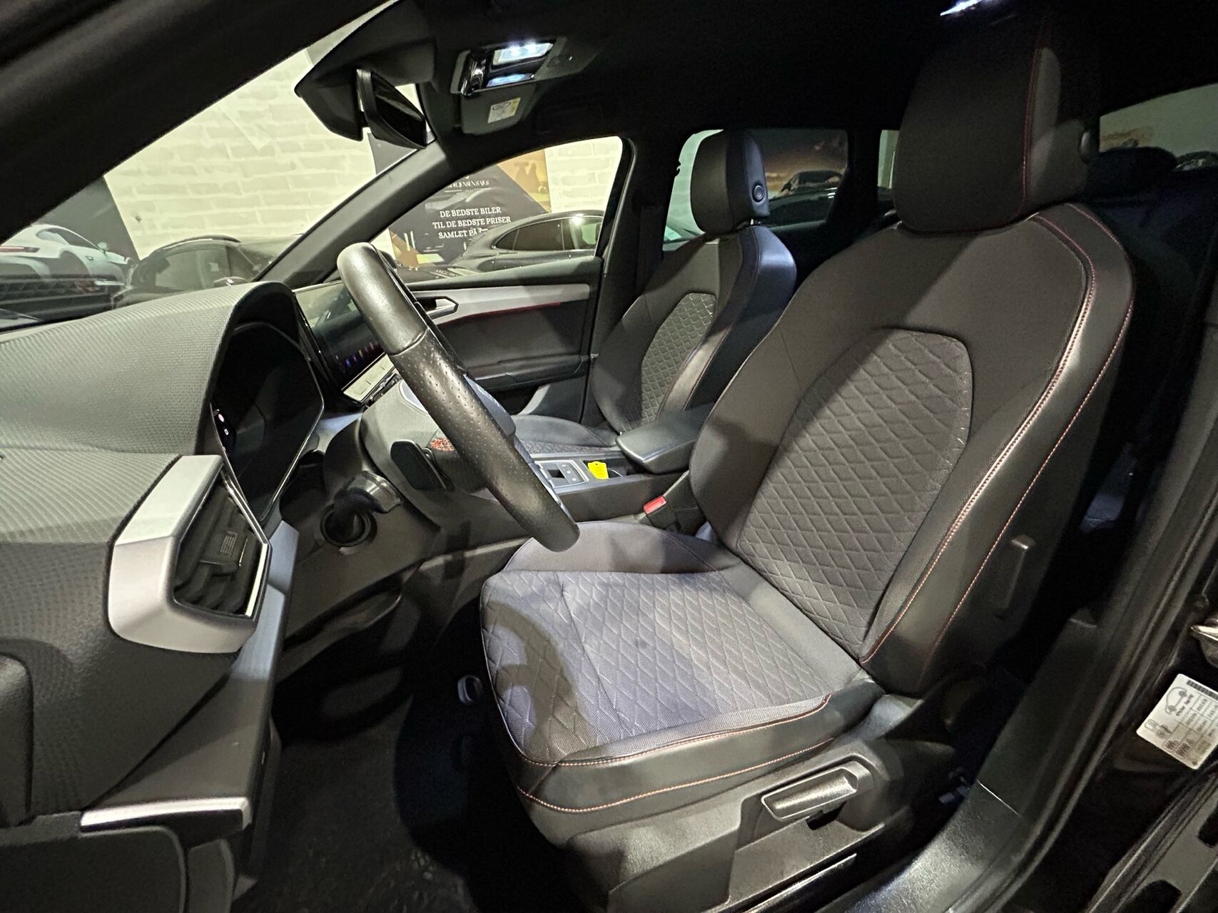 Billede af Seat Leon Sportstourer 2,0 TDI FR DSG 150HK Stc 7g Aut.