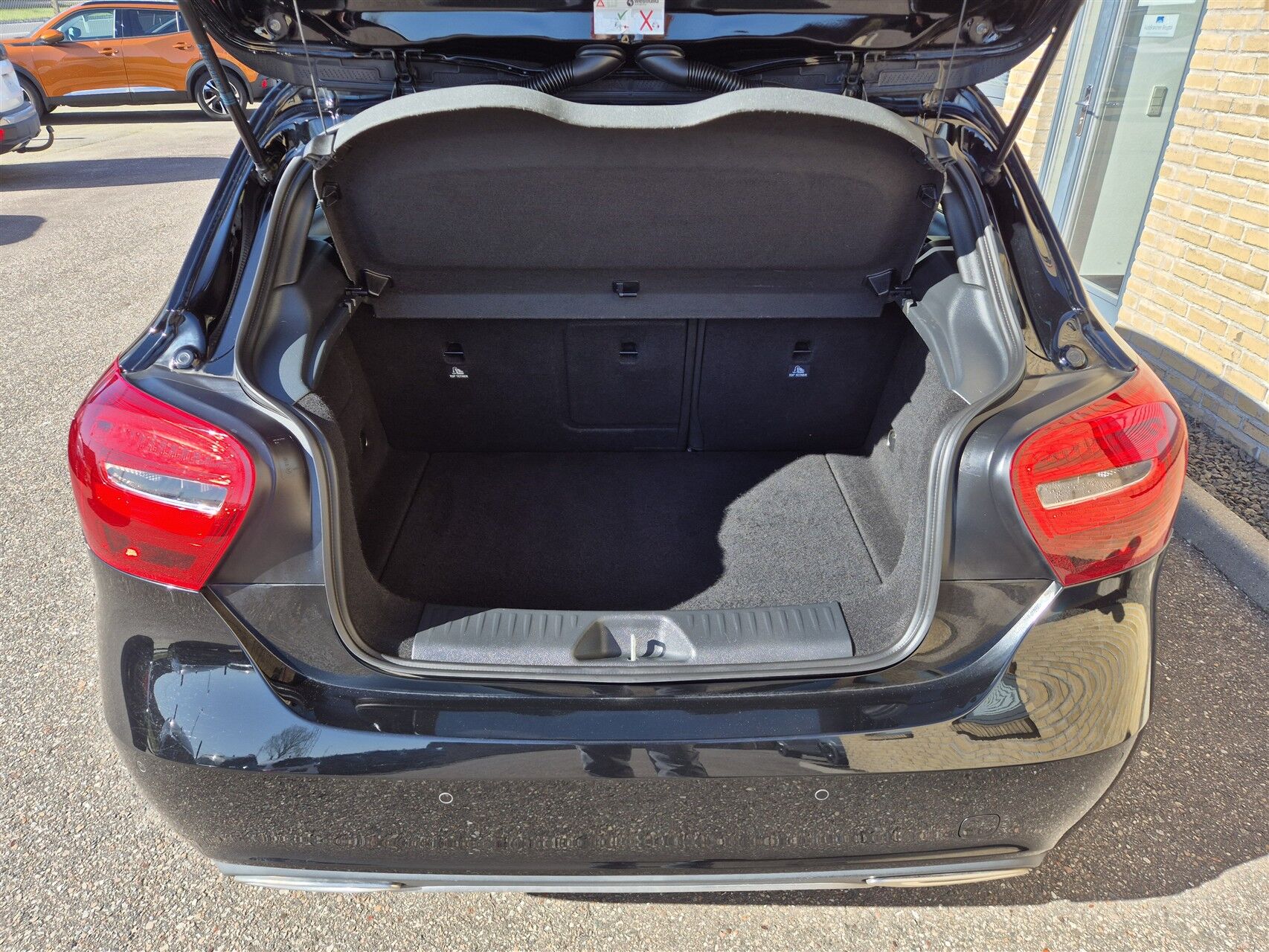 Billede af Mercedes-Benz A180 d 1,5 CDI Urban 7G-DCT 109HK 5d 7g Aut.