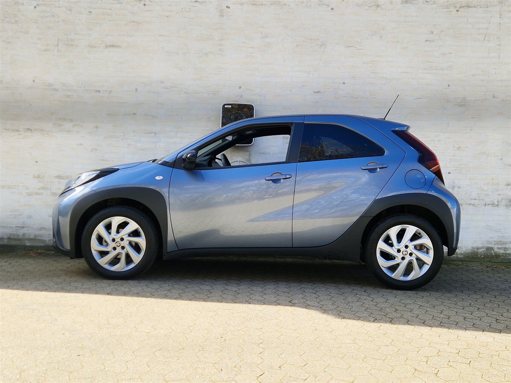 Billede af Toyota Aygo X 1.0 benzin (72 hk) Active