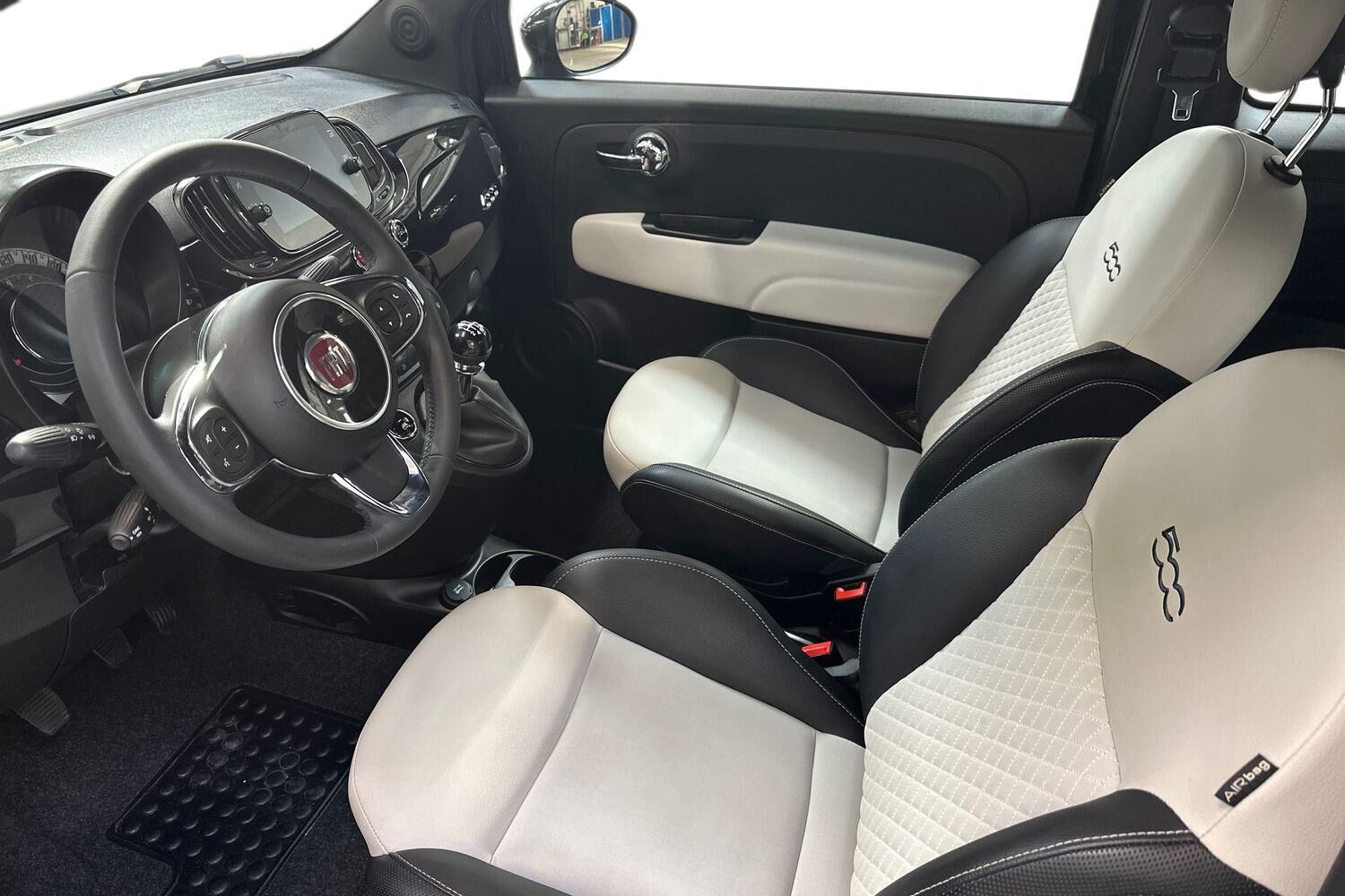 Billede af Fiat 500C 1,0 Mild hybrid DolceVita 70HK Cabr. 6g