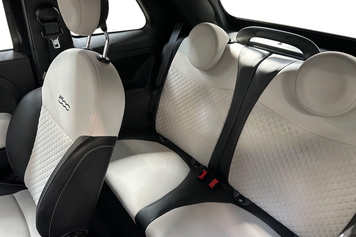 Billede af Fiat 500C 1,0 Mild hybrid DolceVita 70HK Cabr. 6g