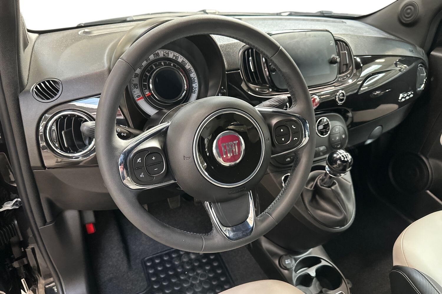 Billede af Fiat 500C 1,0 Mild hybrid DolceVita 70HK Cabr. 6g