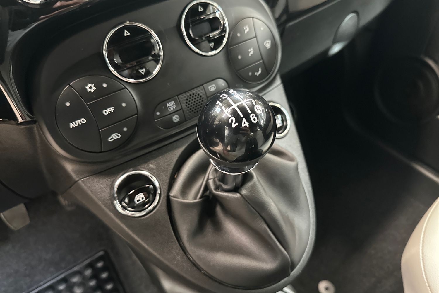 Billede af Fiat 500C 1,0 Mild hybrid DolceVita 70HK Cabr. 6g