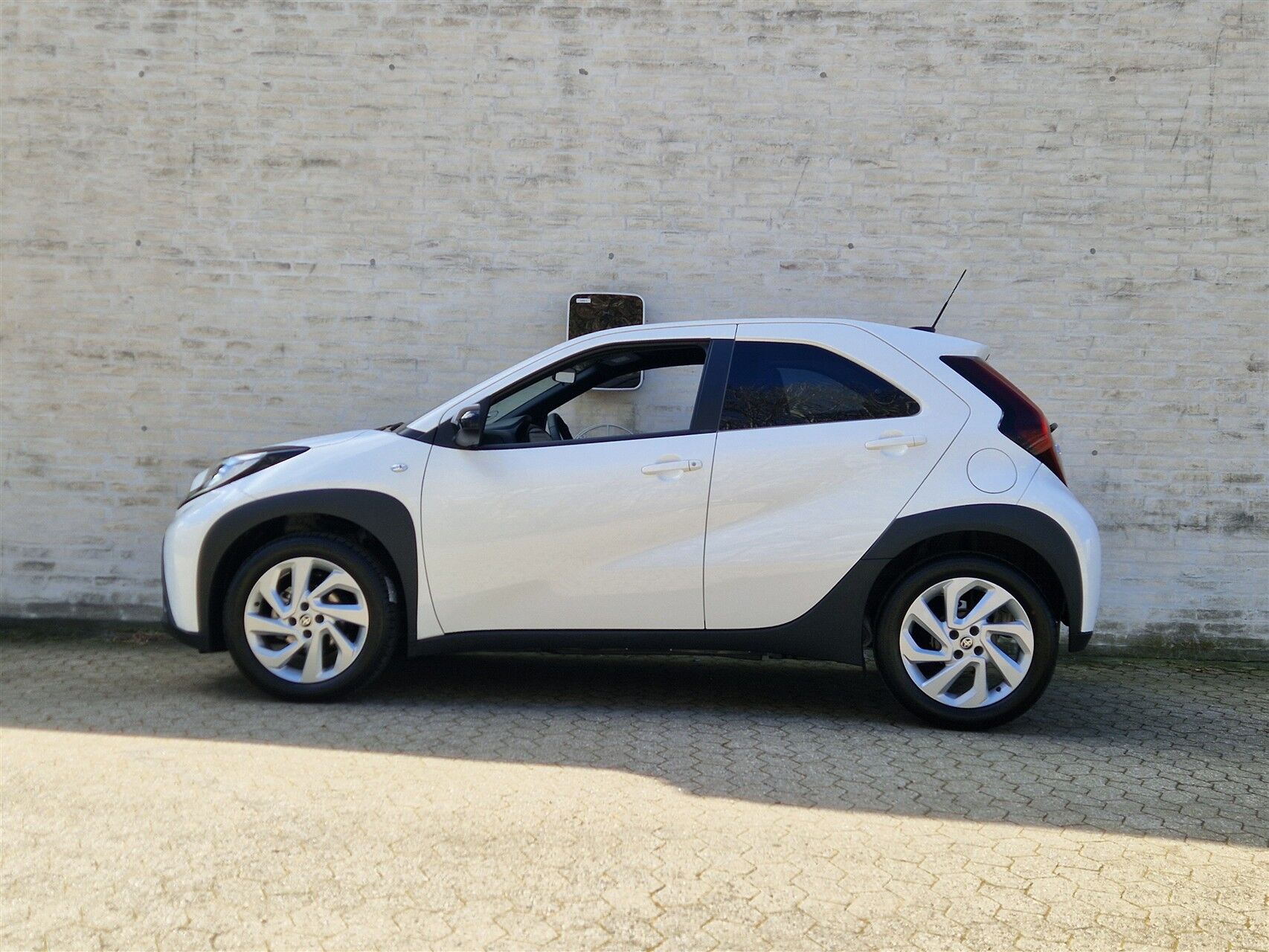 Billede af Toyota Aygo X 1.0 benzin (72 hk) Active