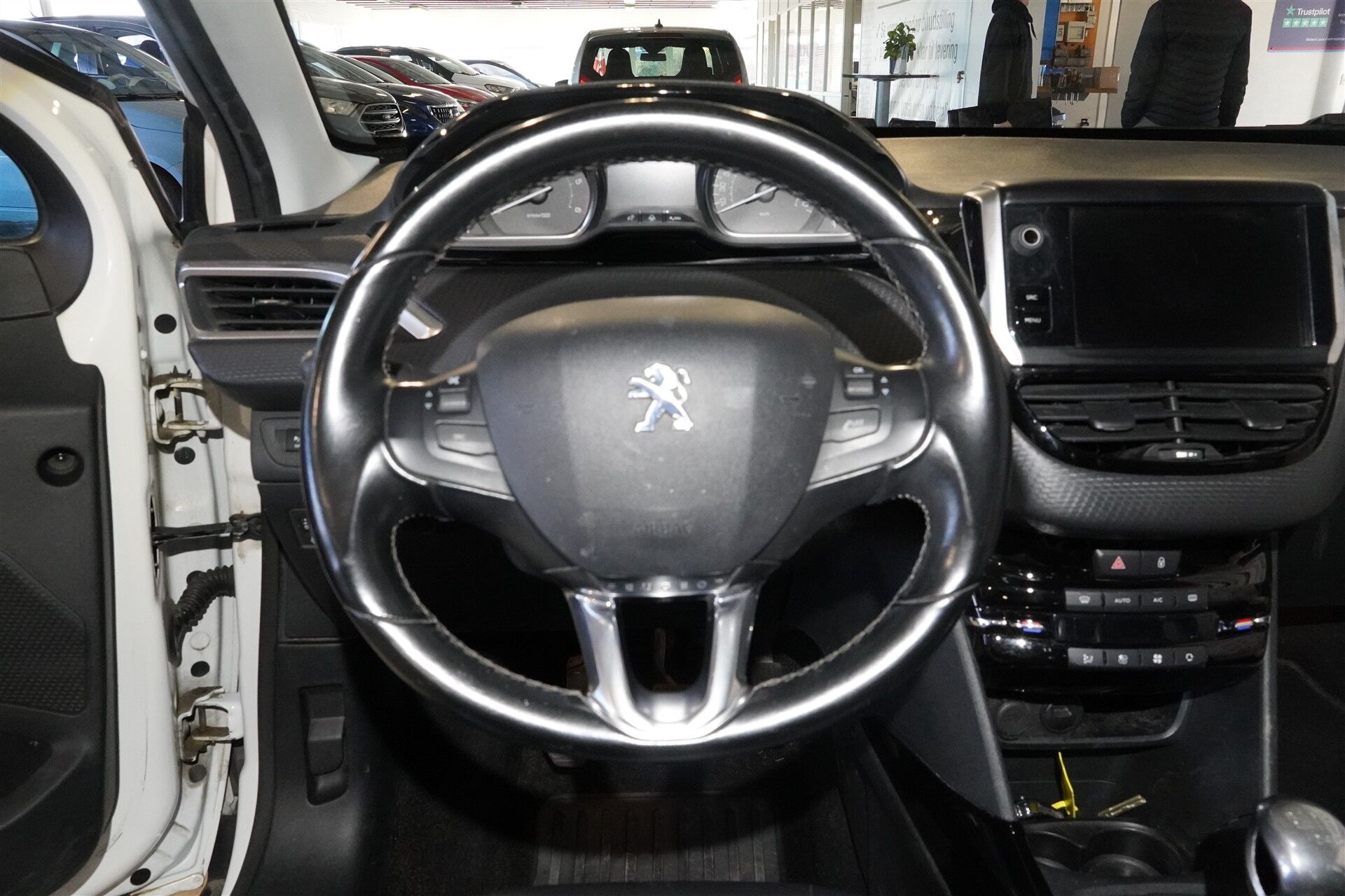 Billede af Peugeot 2008 1,5 BlueHDi Exclusive Plus 100HK 5d