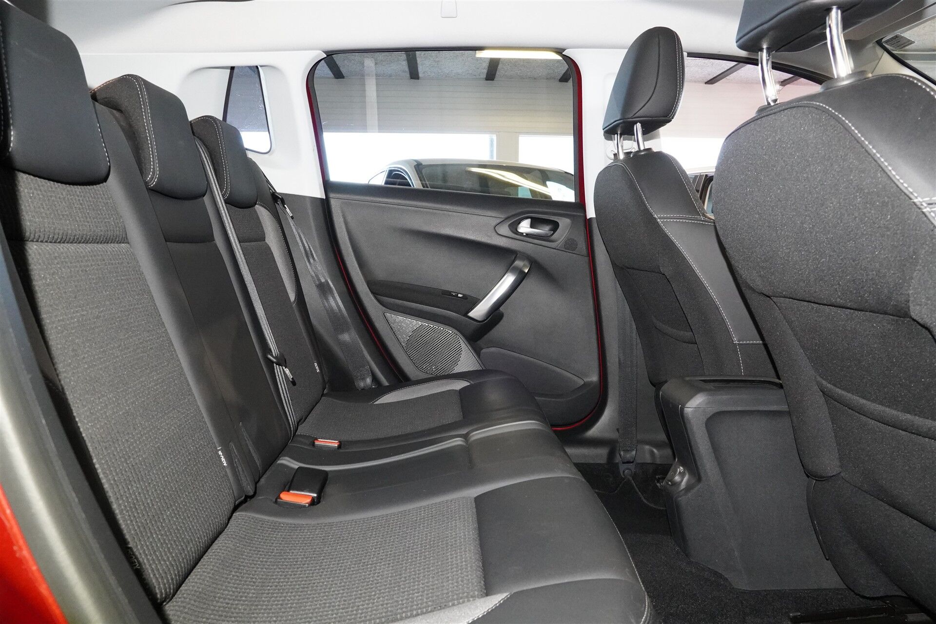 Billede af Peugeot 2008 1,5 BlueHDi Allure+ 100HK 5d