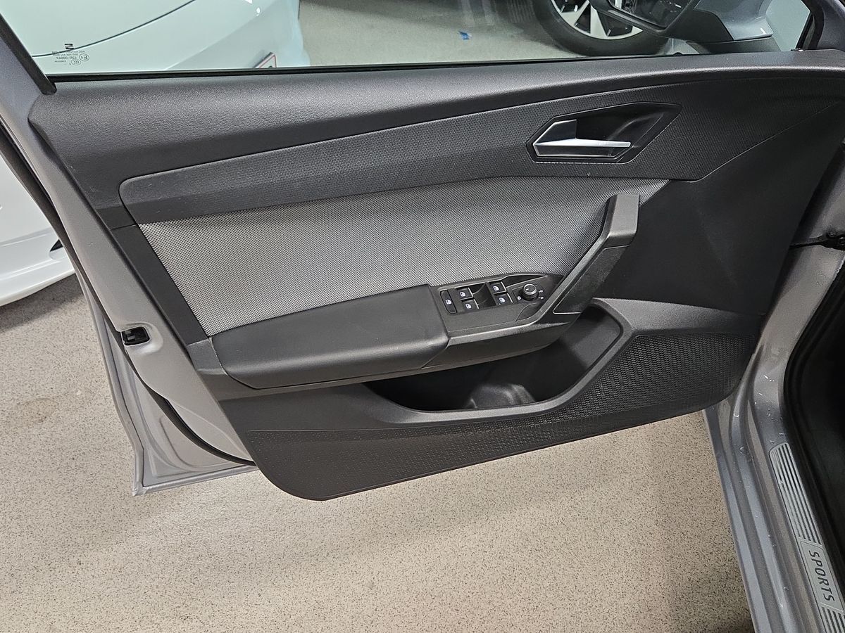 Billede af Seat Leon Sportstourer 1,5 e-TSI  Mild hybrid Style DSG 150HK Stc 7g Aut.