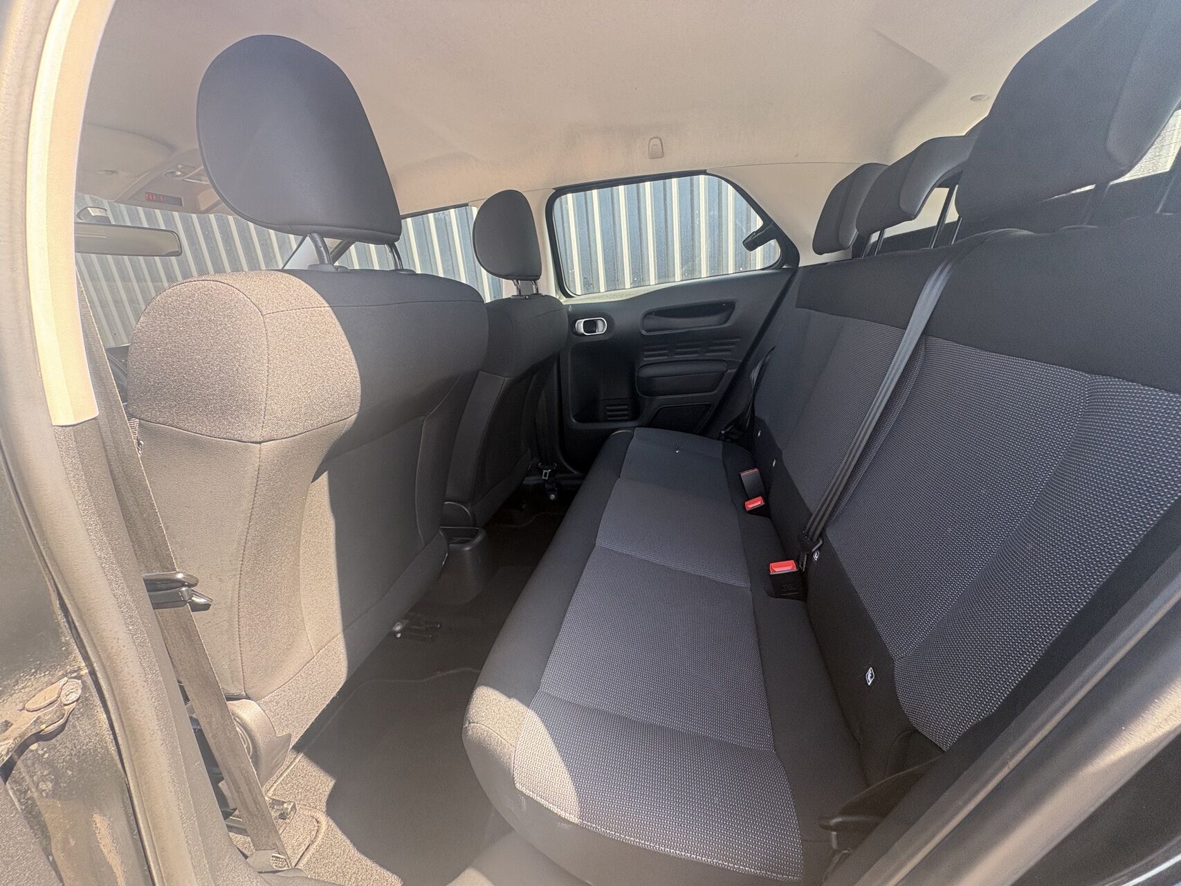 Billede af Citroën C4 Cactus 1,6 Blue HDi Feel Complet start/stop 100HK 5d