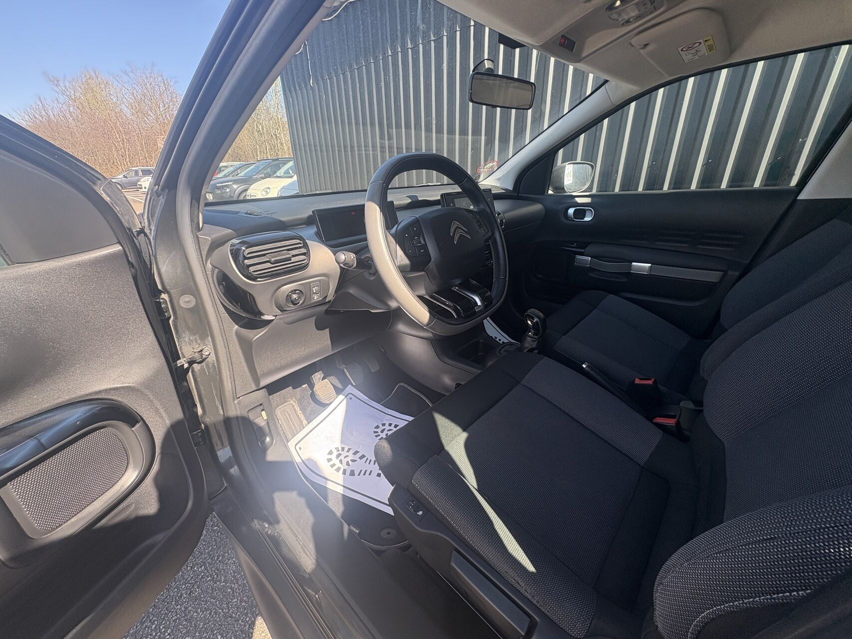 Billede af Citroën C4 Cactus 1,6 Blue HDi Feel Complet start/stop 100HK 5d