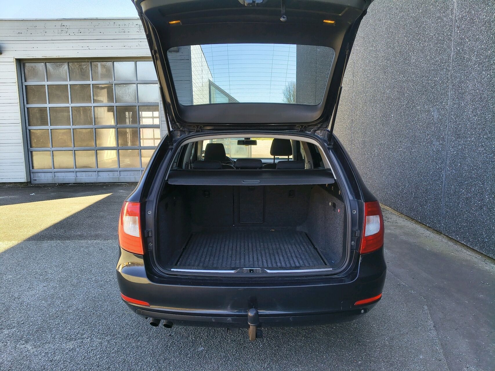 Billede af Skoda Superb Combi 1,6 TDI Common Rail DPF Greenline Elegance 105HK Stc