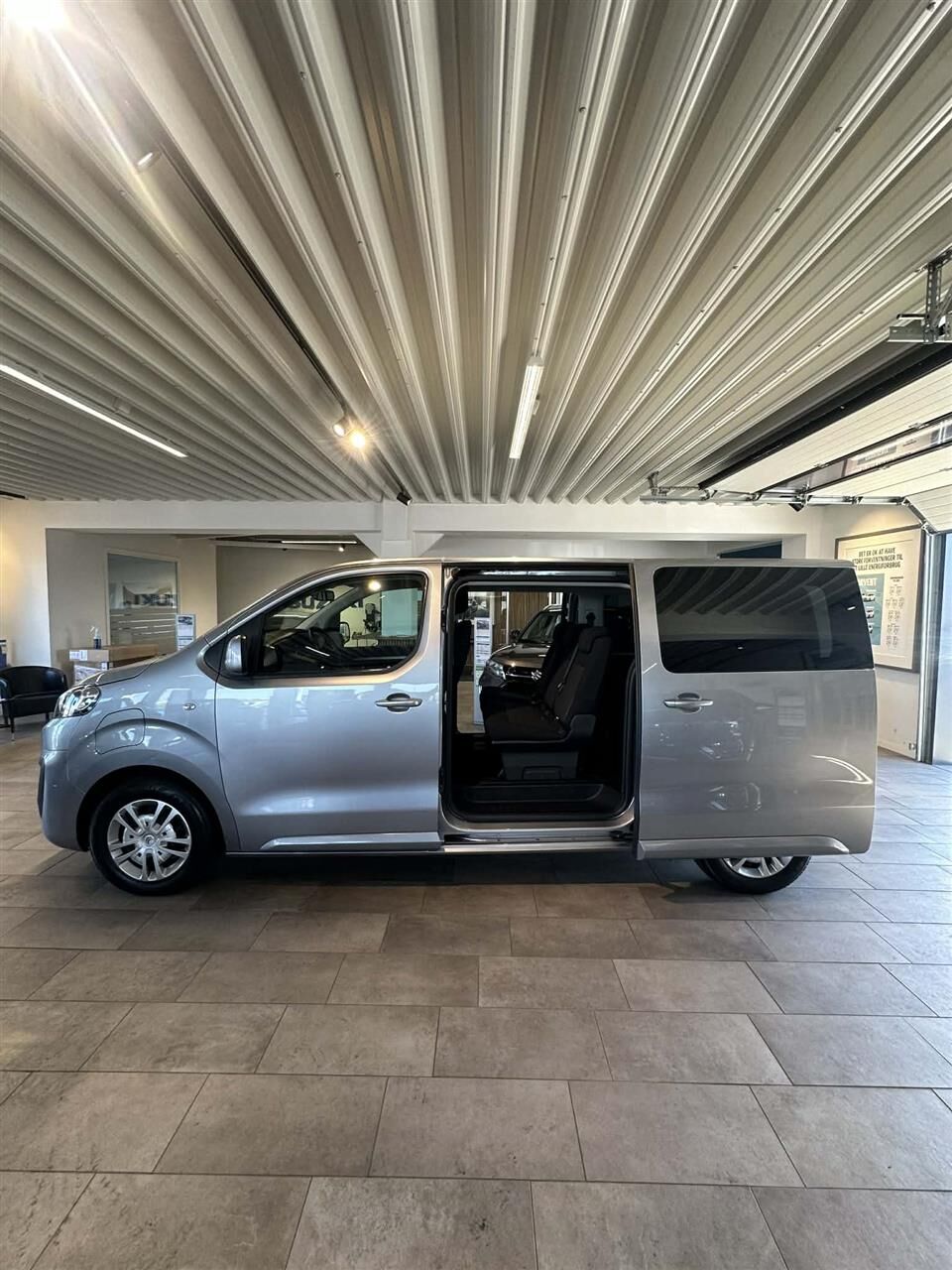 Billede af Citroën e-Spacetourer L2 EL Feel 136HK Aut.