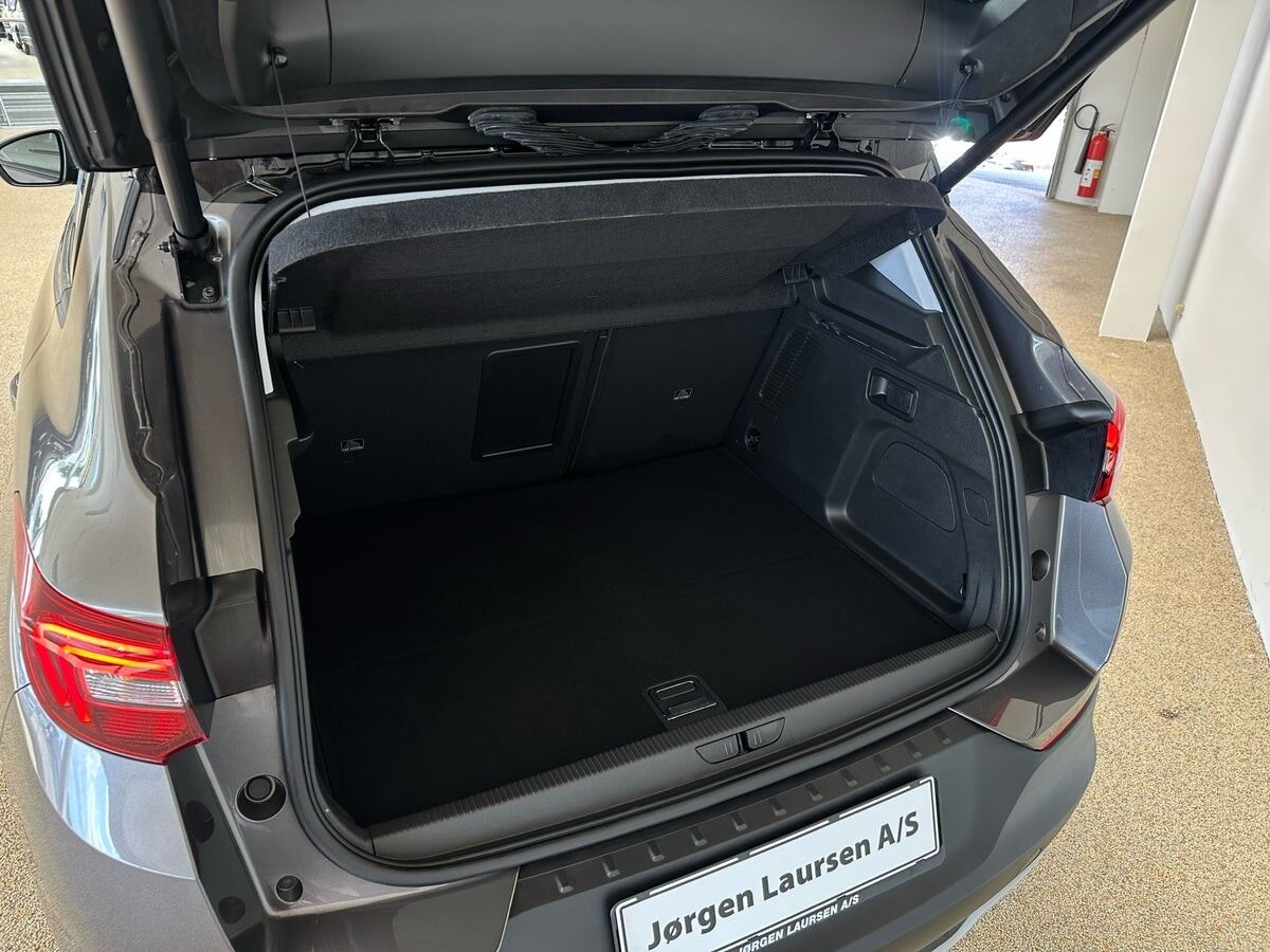 Billede af Opel Grandland X 1,6 PHEV  Plugin-hybrid Cosmo Prestige Pack 225HK 5d 8g Aut.