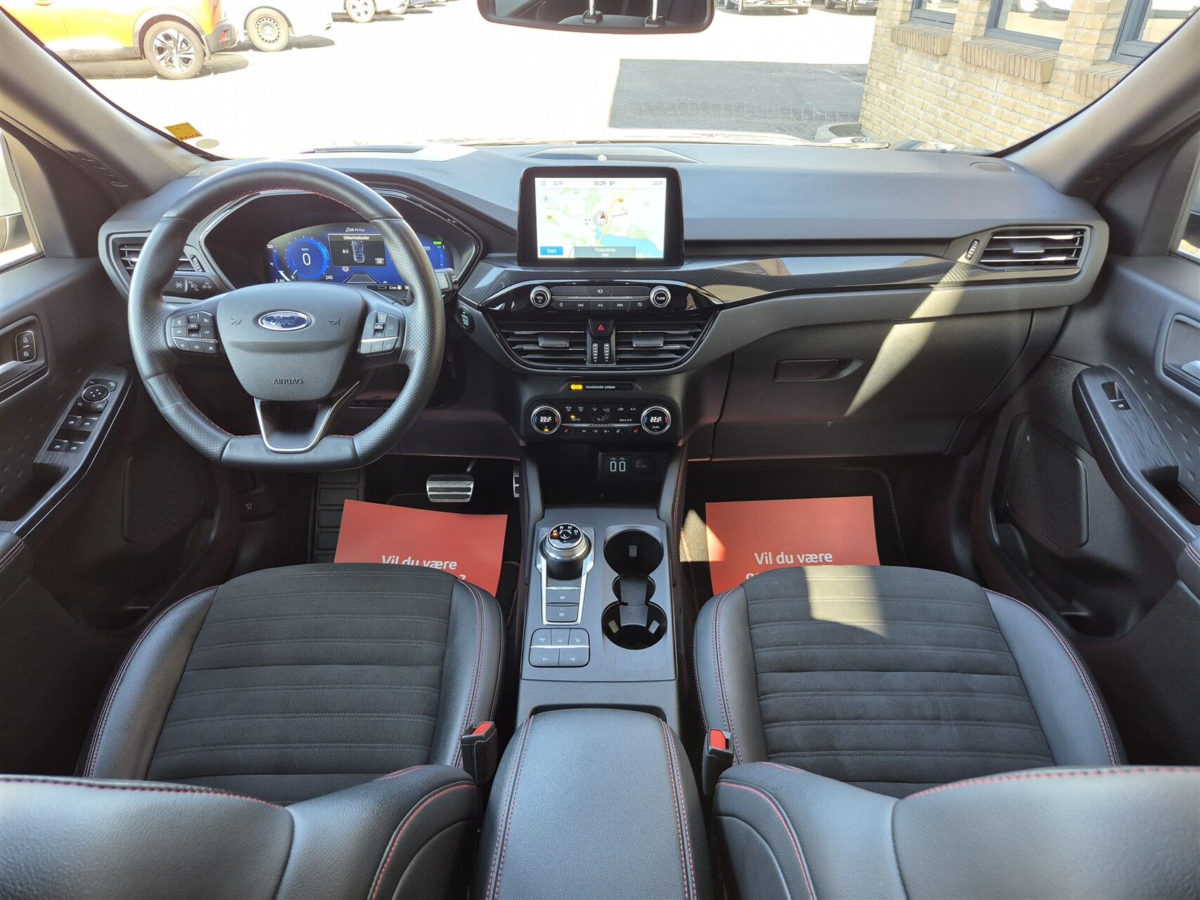 Billede af Ford Kuga 2,5 Plugin-hybrid ST-Line X CVT 225HK 5d Trinl. Gear