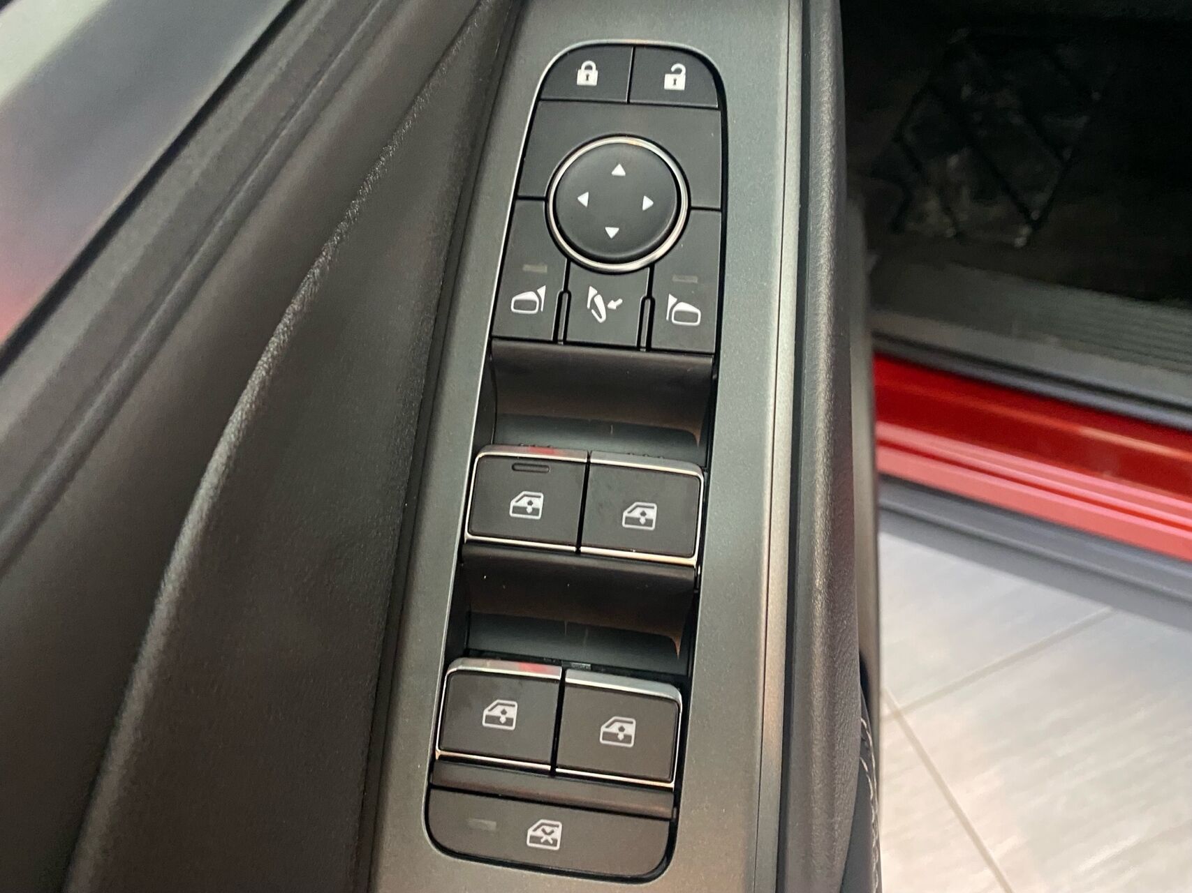 Billede af Nissan Qashqai Qashqai MY25,5 Mild-Hybrid 158 Xtronic 2 WD N-Connect