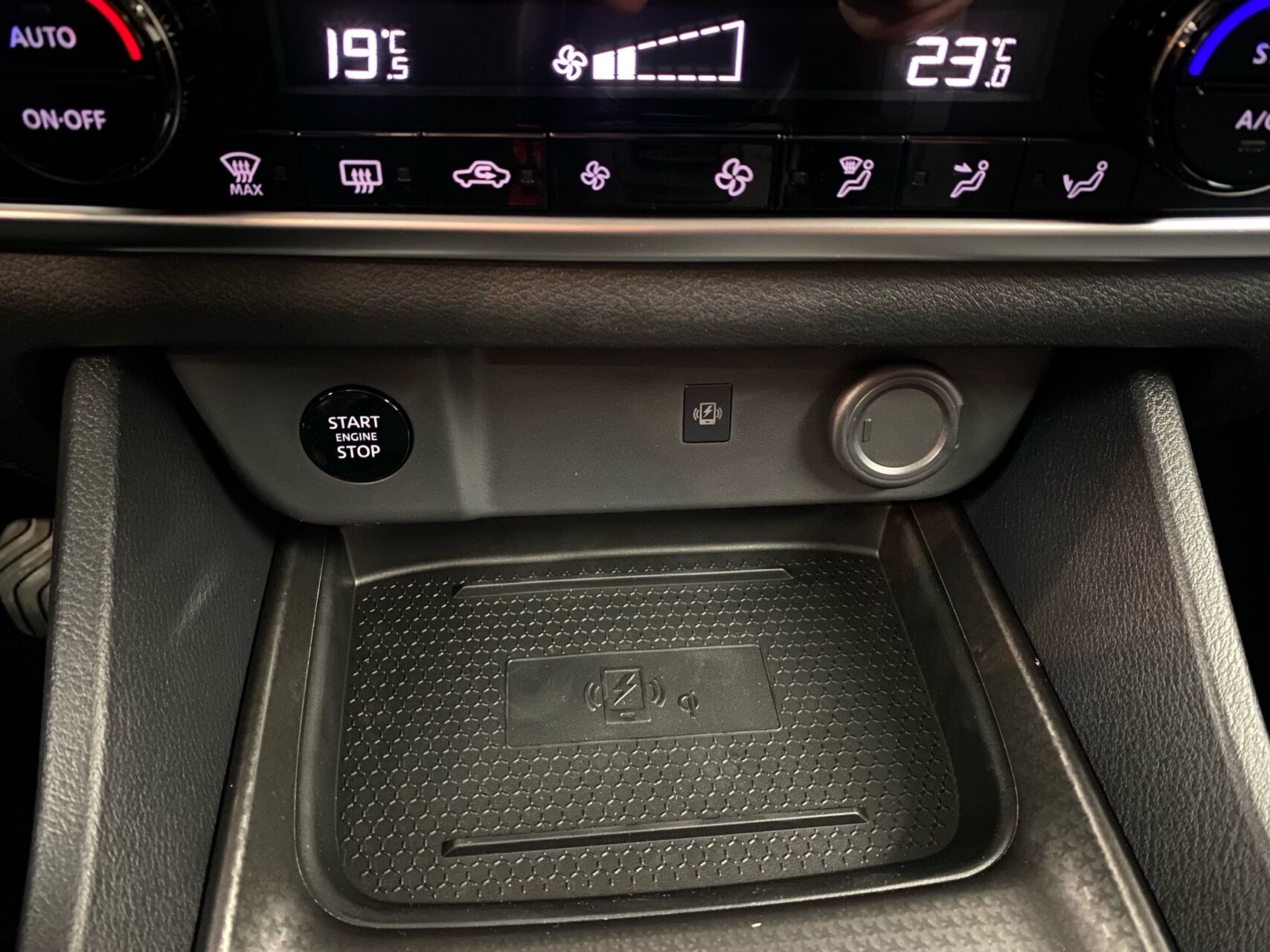 Billede af Nissan Qashqai Qashqai MY25,5 Mild-Hybrid 158 Xtronic 2 WD N-Connect