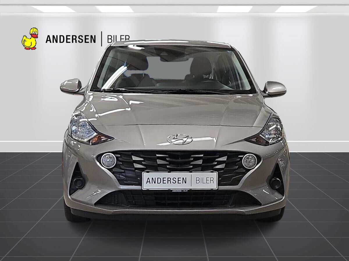 Billede af Hyundai i10 1,0 Essential AMT 67HK 5d Aut.