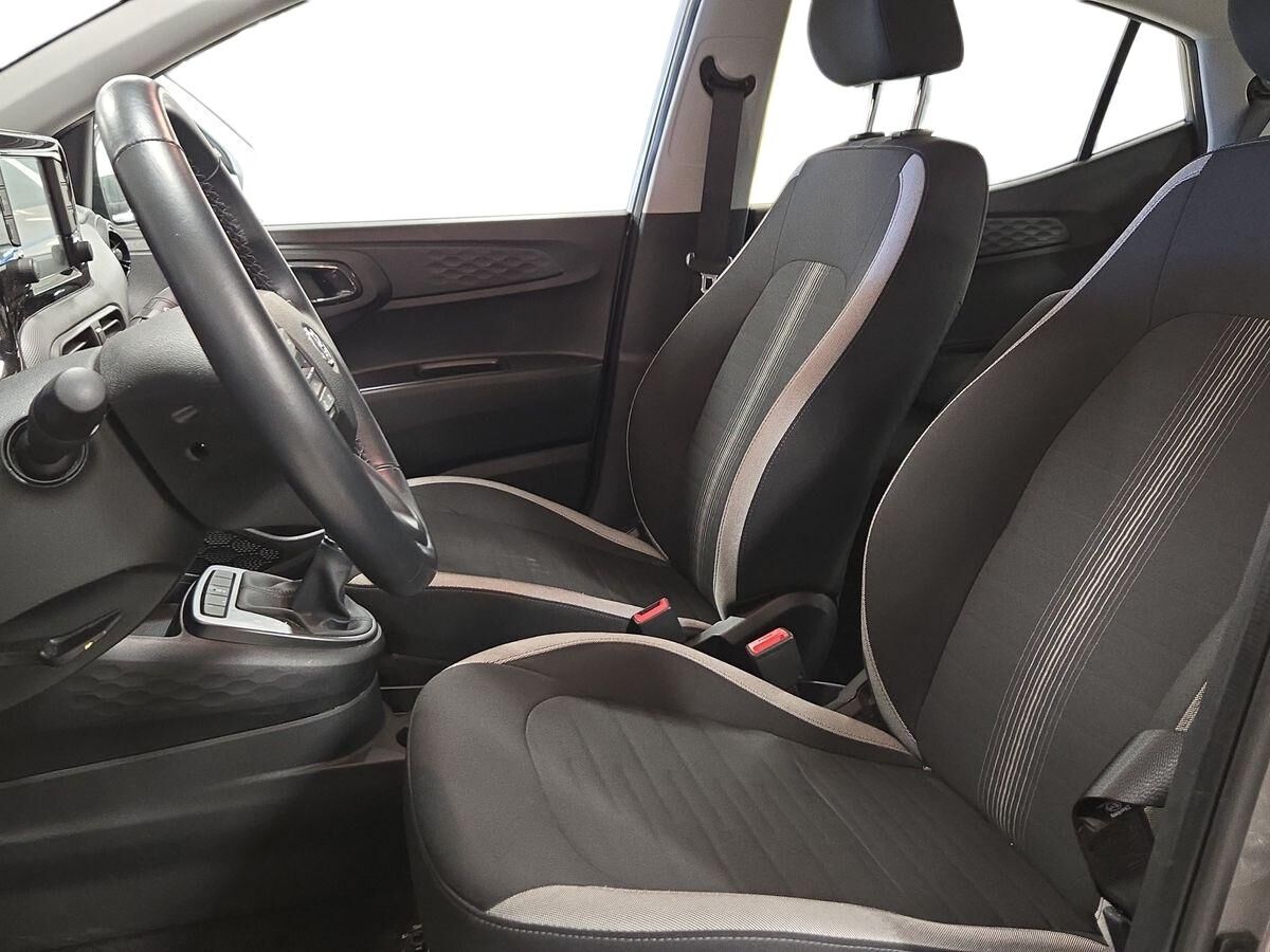 Billede af Hyundai i10 1,0 Essential AMT 67HK 5d Aut.