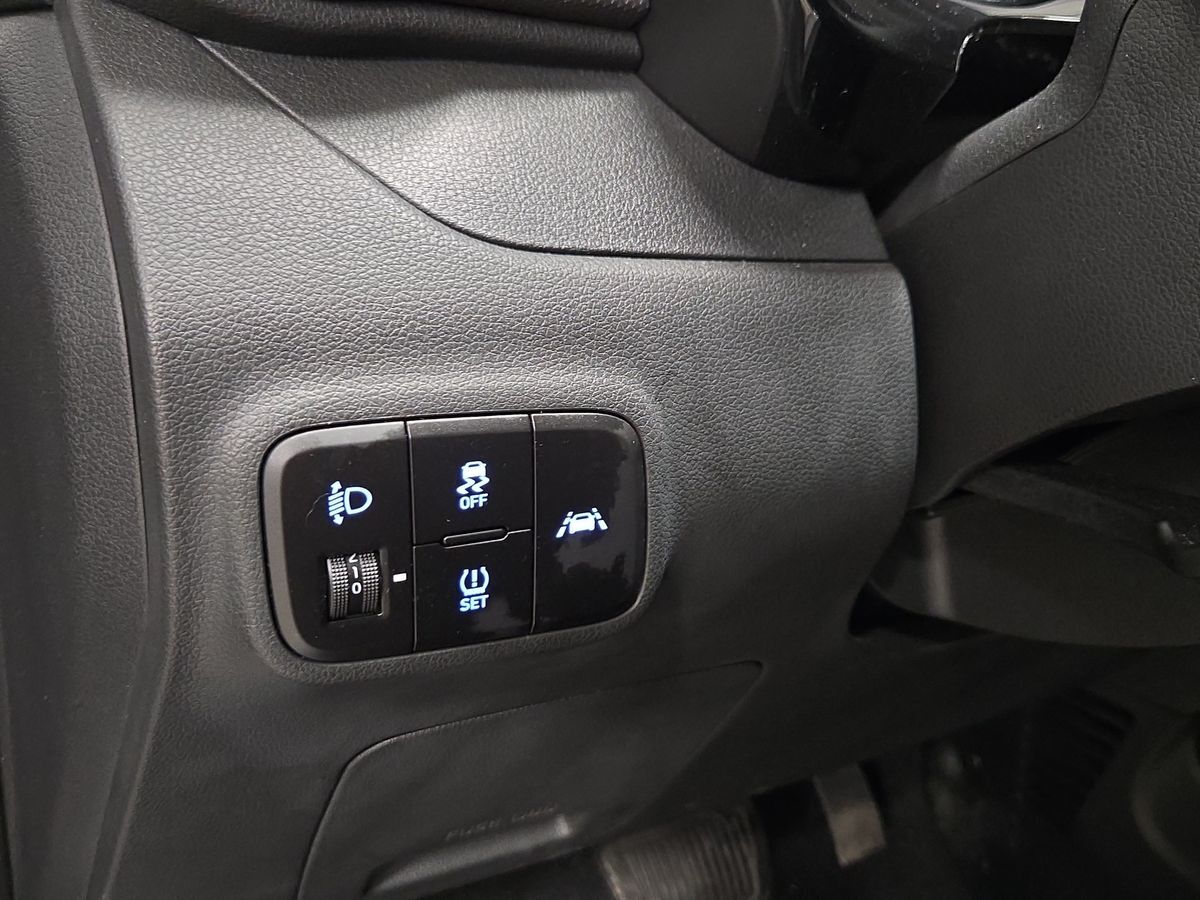 Billede af Hyundai i10 1,0 Essential AMT 67HK 5d Aut.