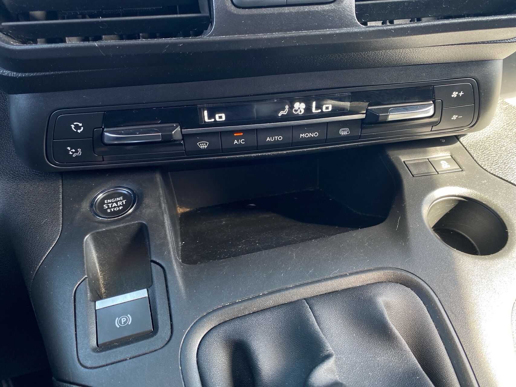 Billede af Peugeot Partner L1 V1 1,5 BlueHDi Ultimate 100HK Van