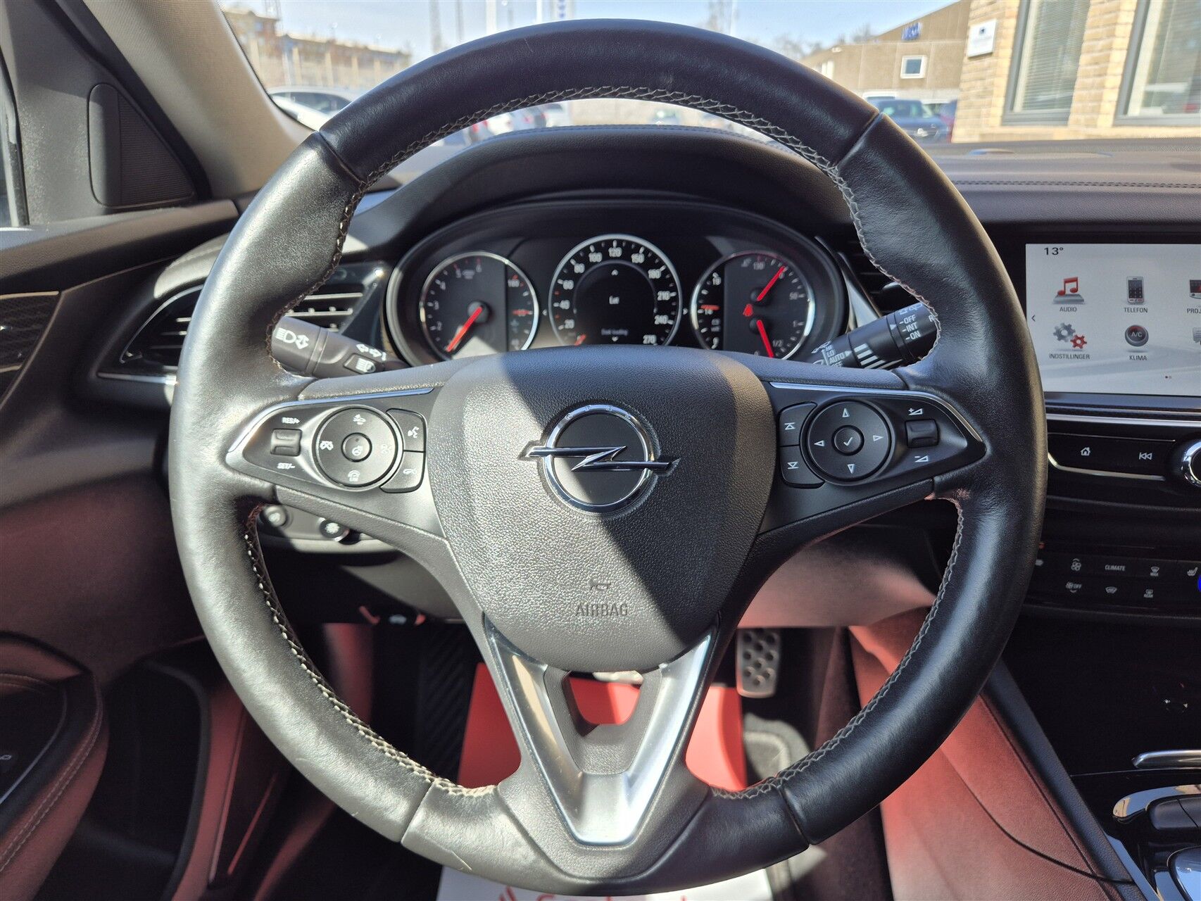 Billede af Opel Insignia Sports Tourer 2,0 CDTI Dynamic Start/Stop 170HK Stc 8g Aut.