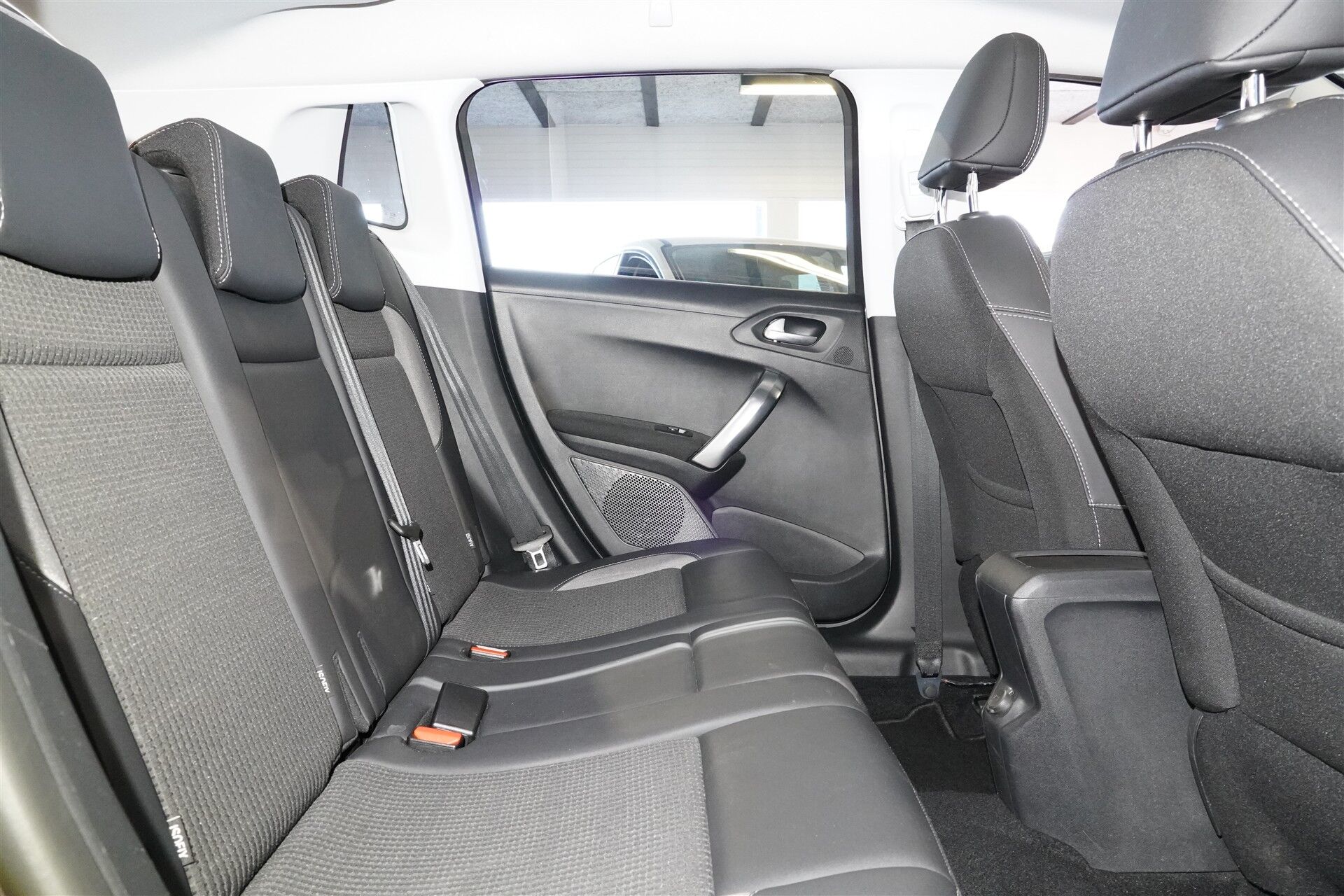 Billede af Peugeot 2008 1,5 BlueHDi Prestige 100HK 5d