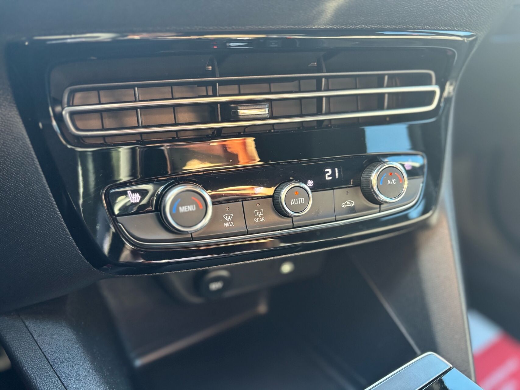 Billede af Opel Mokka-e EL Ultimate 136HK 5d Aut.