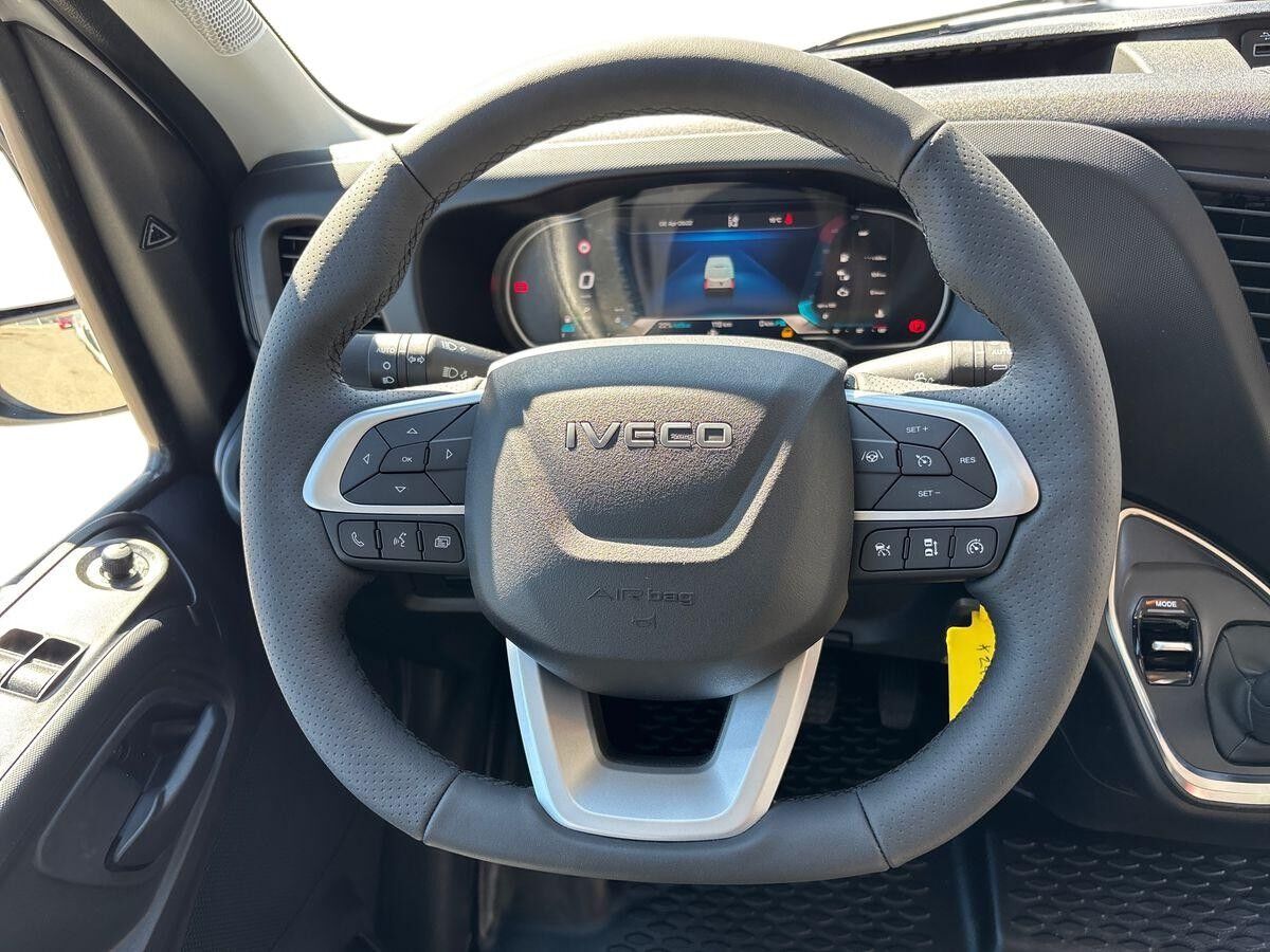 Billede af Iveco Daily 35S18 12m3 3,0 D 180HK Van 8g Aut.